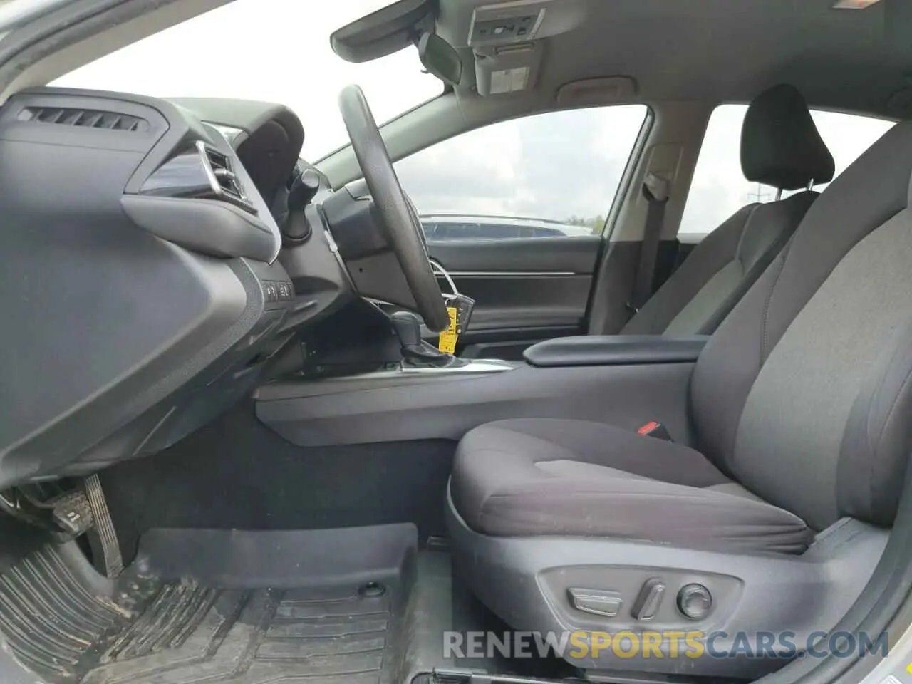 7 Photograph of a damaged car 4T1C11AK5MU457977 TOYOTA CAMRY 2021