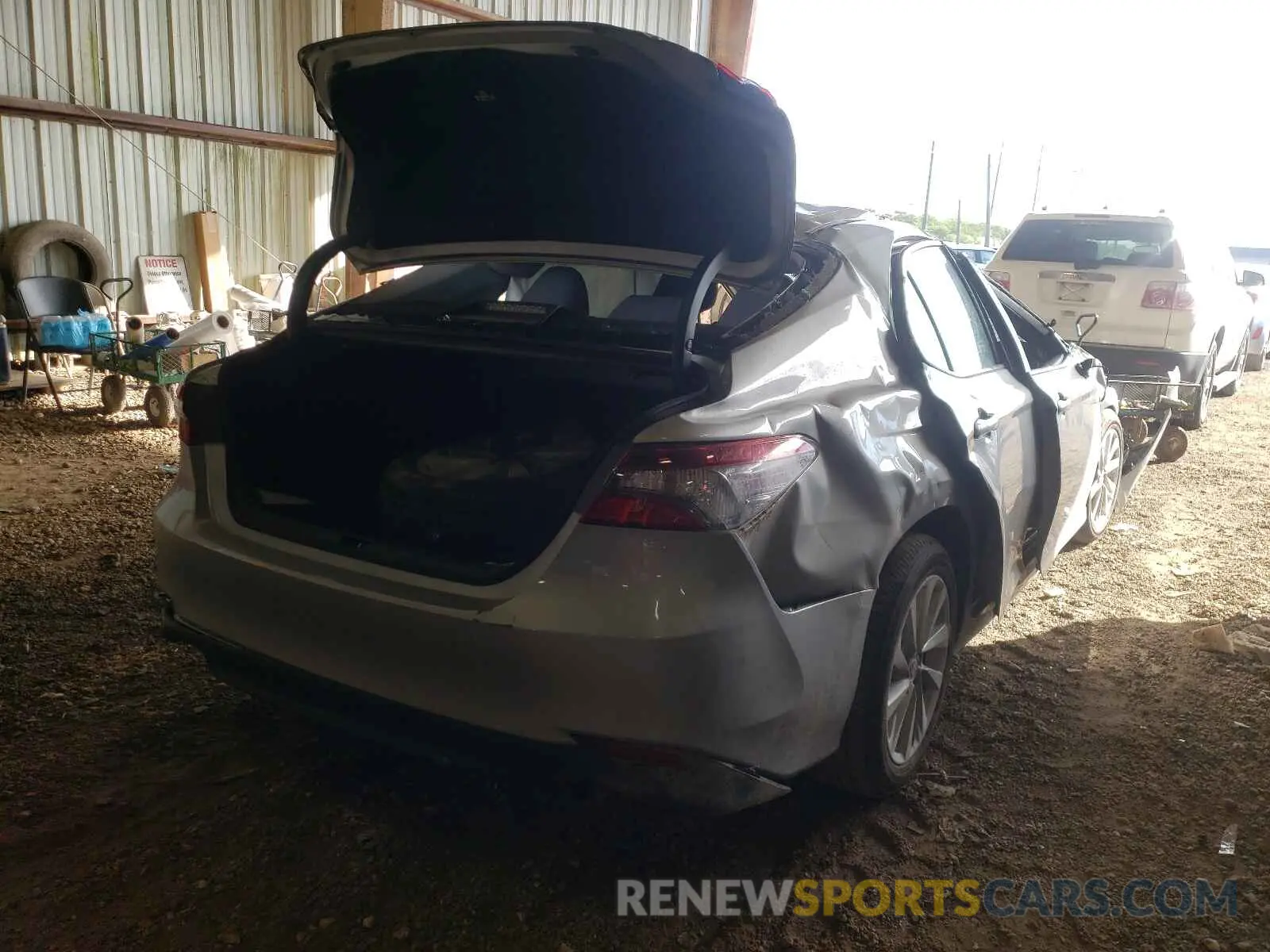 4 Photograph of a damaged car 4T1C11AK5MU465917 TOYOTA CAMRY 2021
