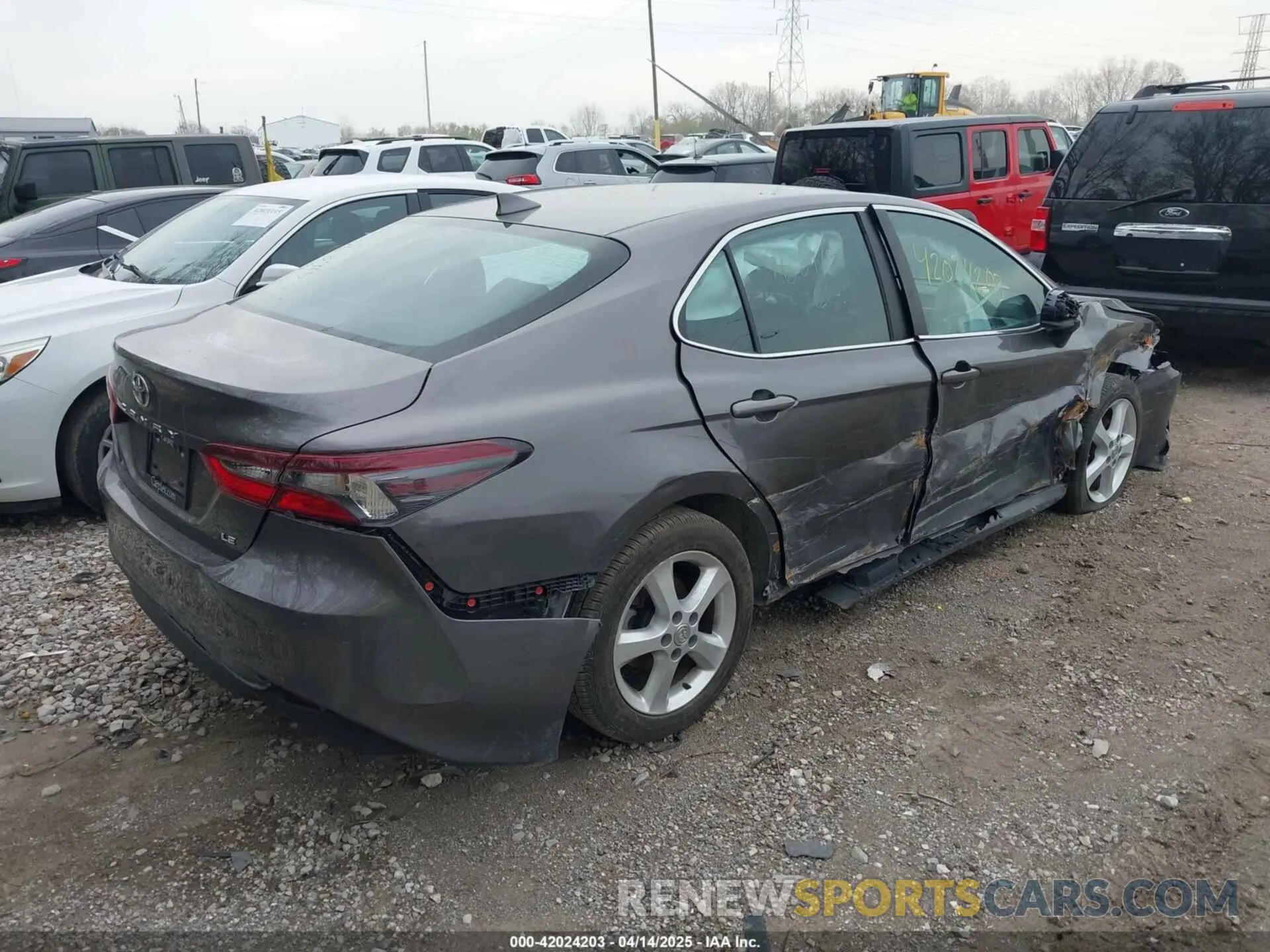 4 Photograph of a damaged car 4T1C11AK5MU468915 TOYOTA CAMRY 2021
