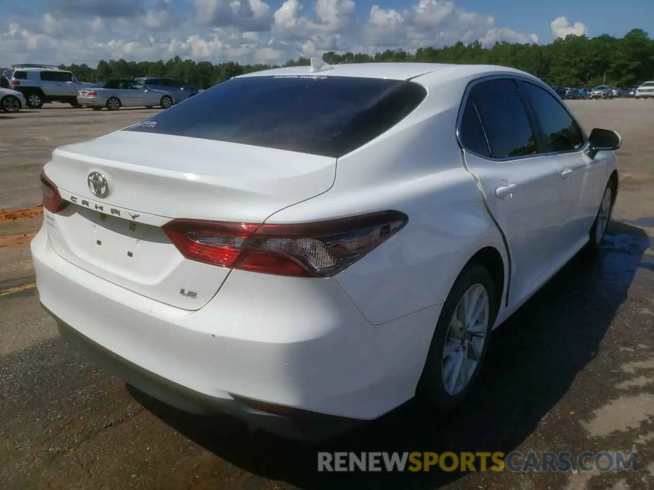 4 Фотография поврежденного автомобиля 4T1C11AK5MU494334 TOYOTA CAMRY 2021