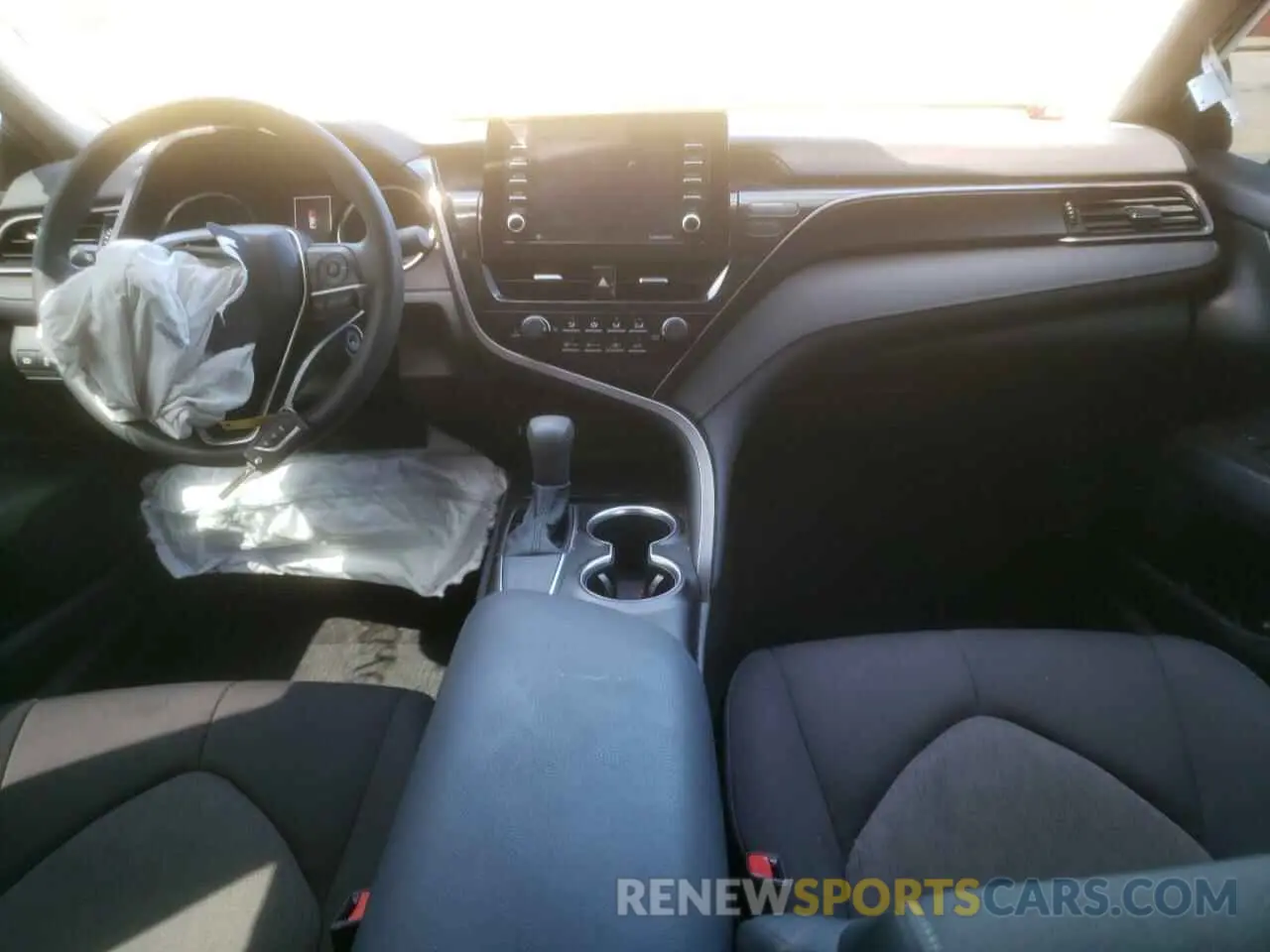 9 Фотография поврежденного автомобиля 4T1C11AK5MU494334 TOYOTA CAMRY 2021