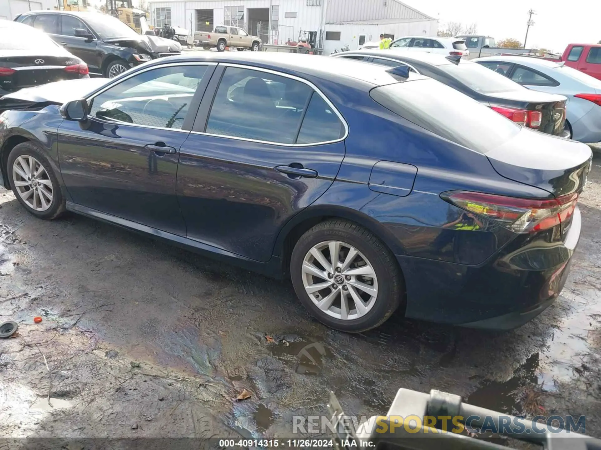 3 Фотография поврежденного автомобиля 4T1C11AK5MU513108 TOYOTA CAMRY 2021