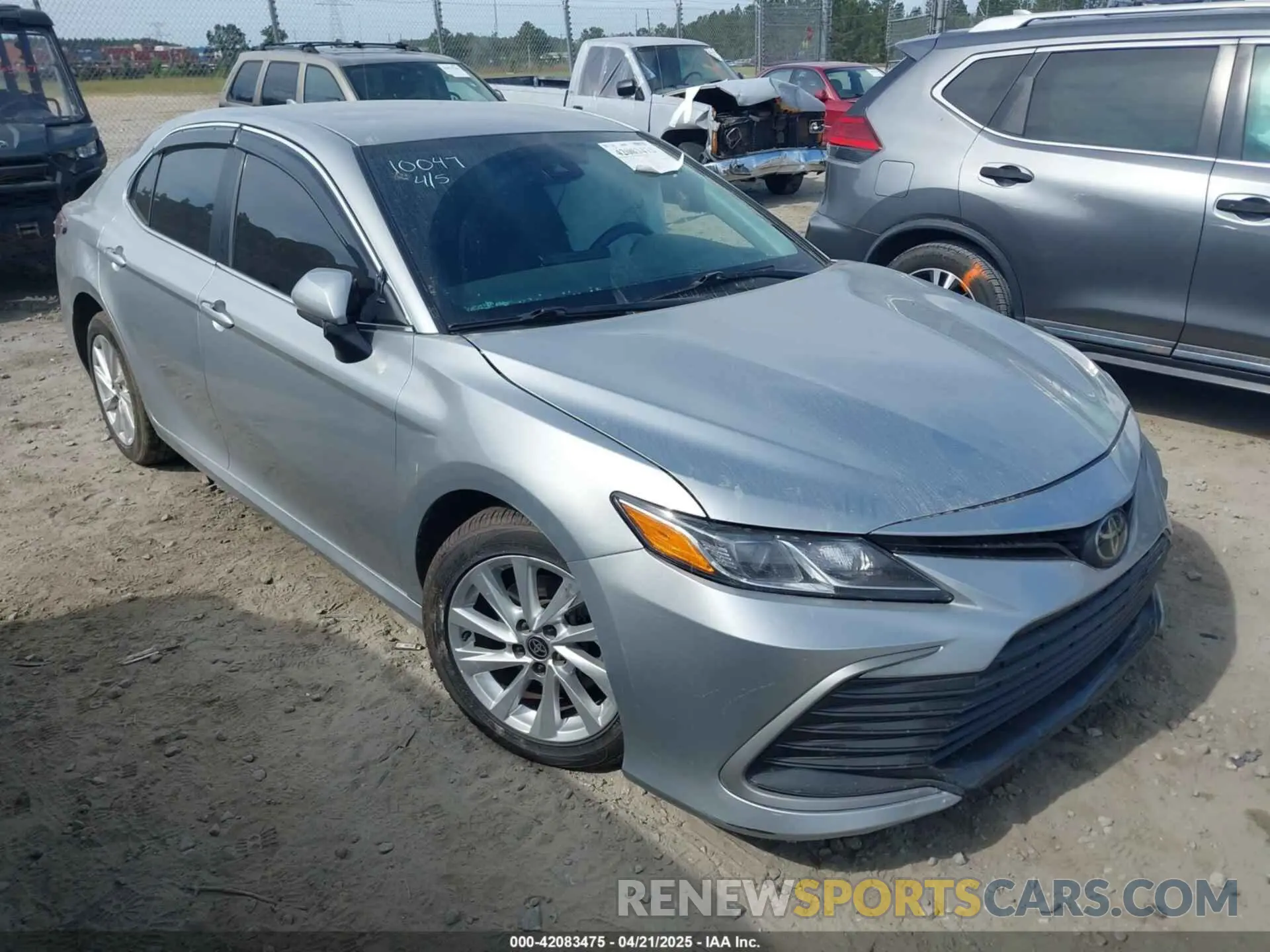 1 Photograph of a damaged car 4T1C11AK6MU443408 TOYOTA CAMRY 2021