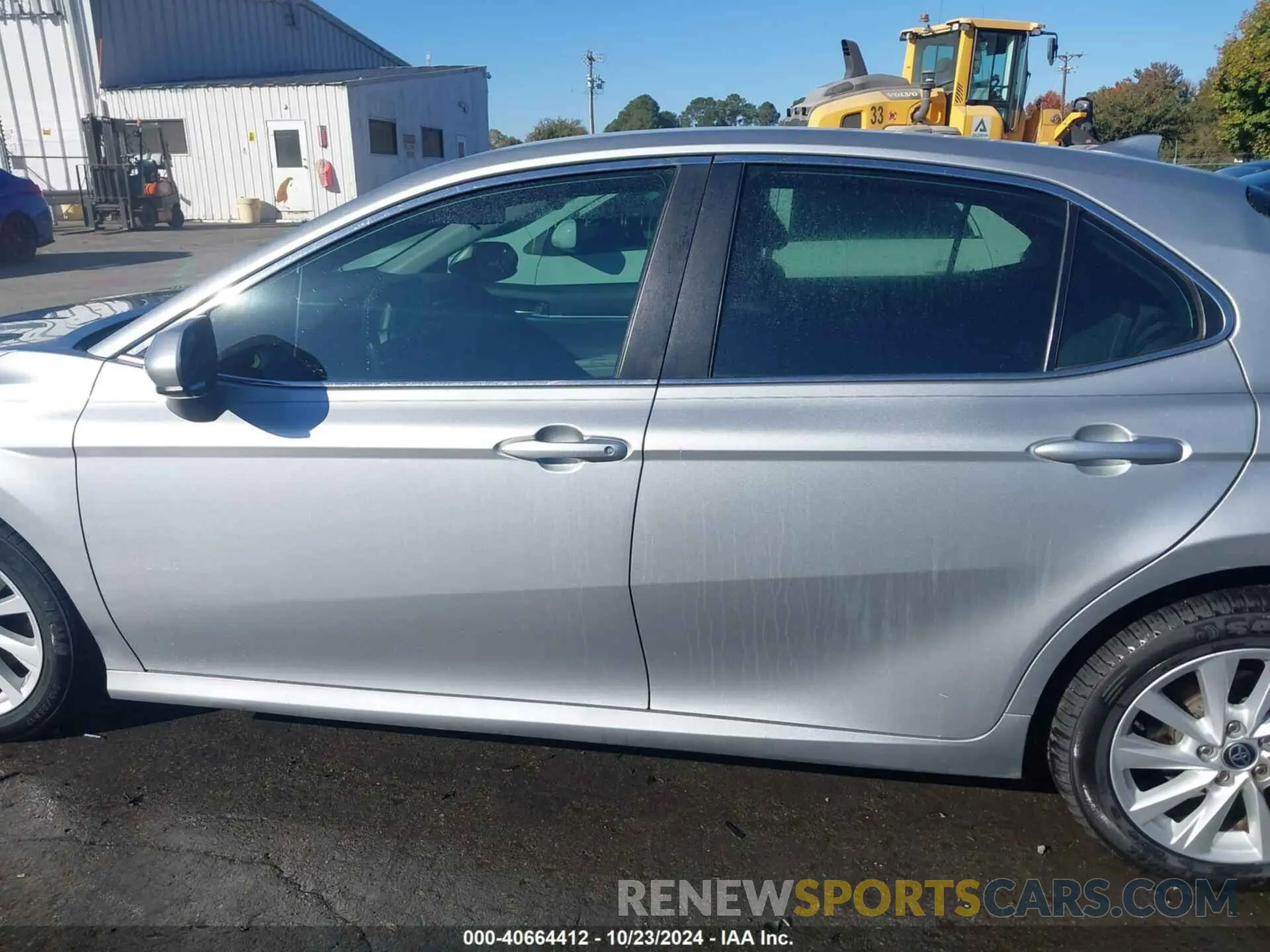14 Photograph of a damaged car 4T1C11AK6MU456062 TOYOTA CAMRY 2021
