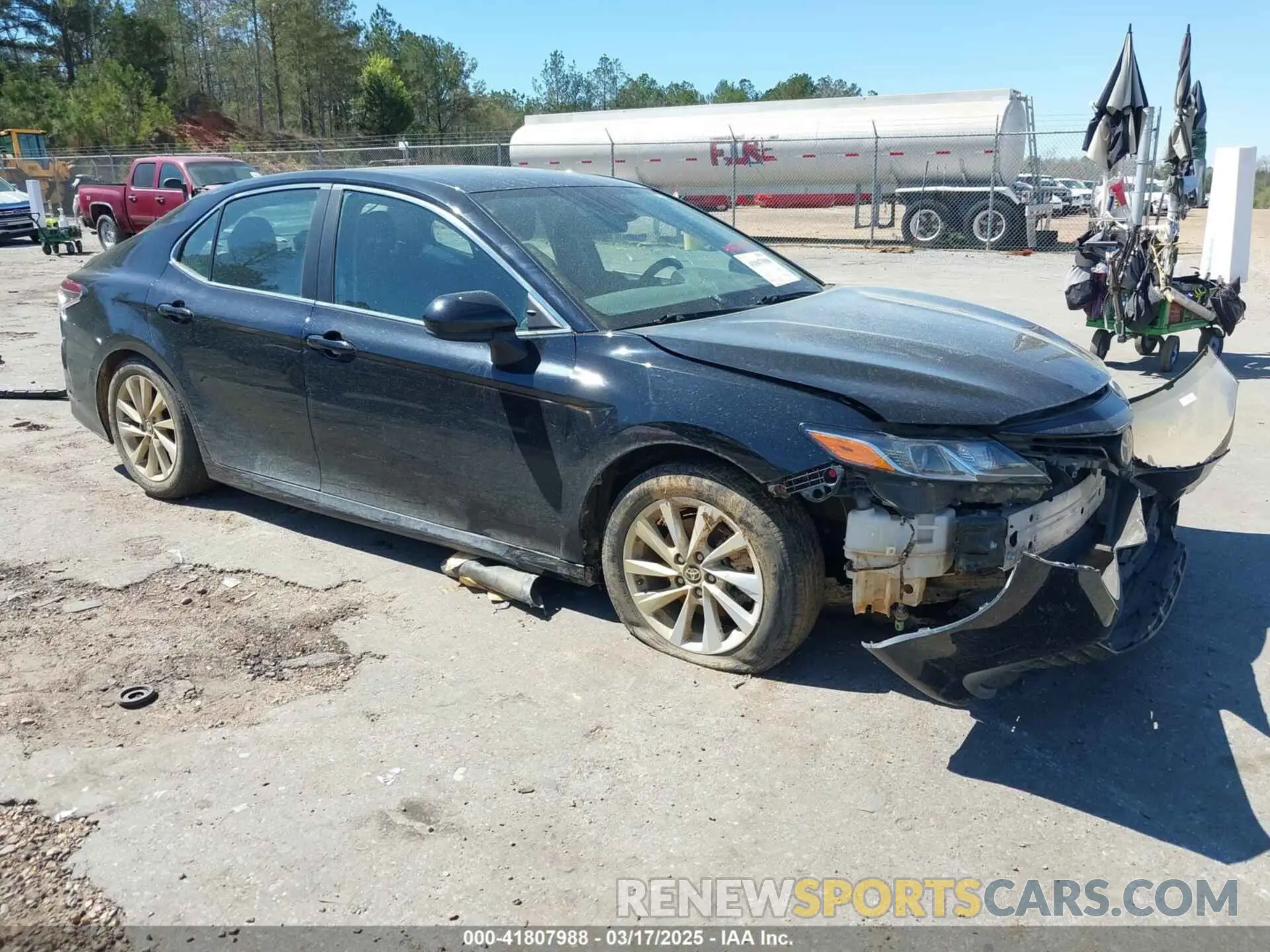 1 Фотография поврежденного автомобиля 4T1C11AK6MU514364 TOYOTA CAMRY 2021