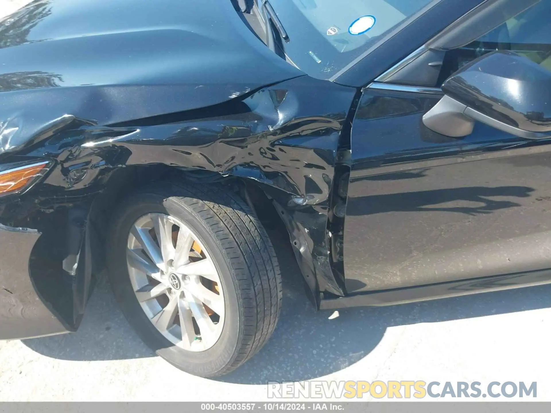 17 Photograph of a damaged car 4T1C11AK6MU563015 TOYOTA CAMRY 2021