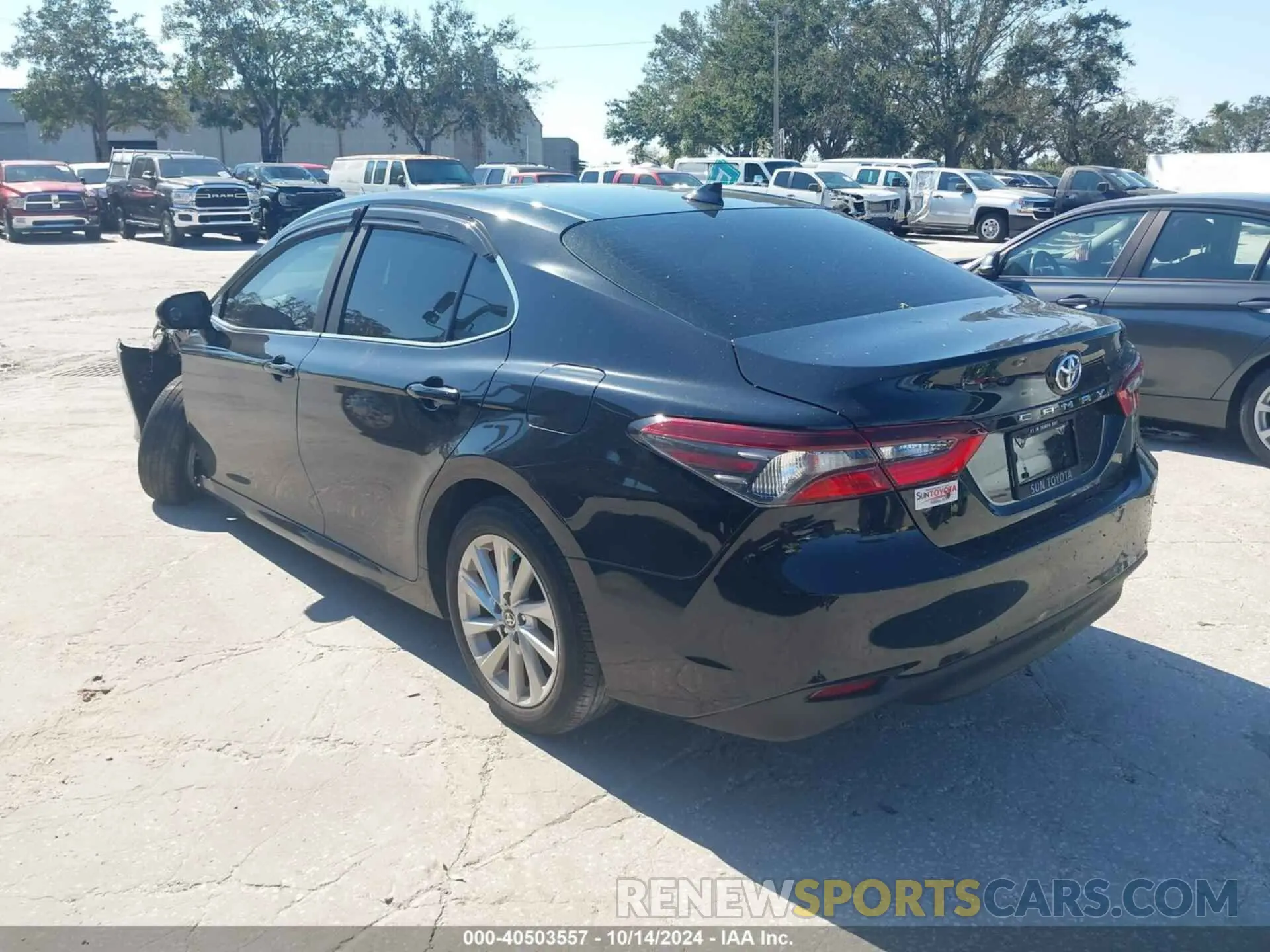 3 Photograph of a damaged car 4T1C11AK6MU563015 TOYOTA CAMRY 2021