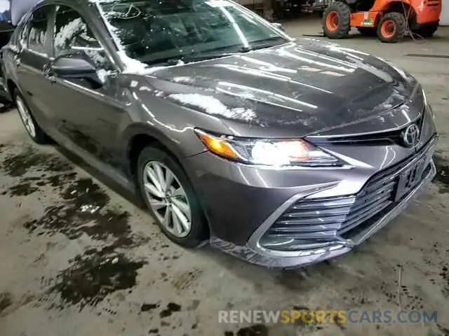 10 Photograph of a damaged car 4T1C11AK6MU598296 TOYOTA CAMRY 2021