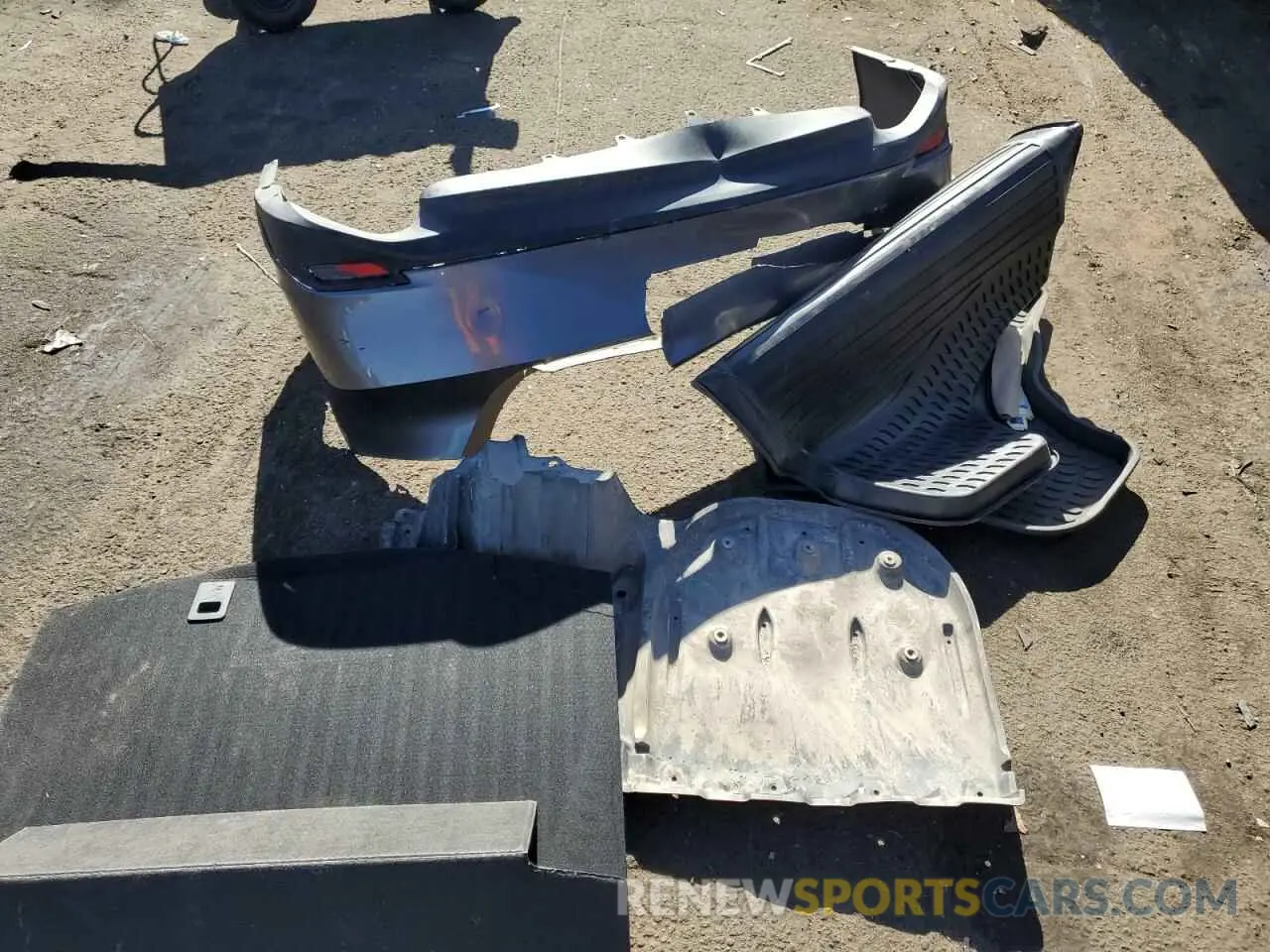 14 Photograph of a damaged car 4T1C11AK6MU598296 TOYOTA CAMRY 2021