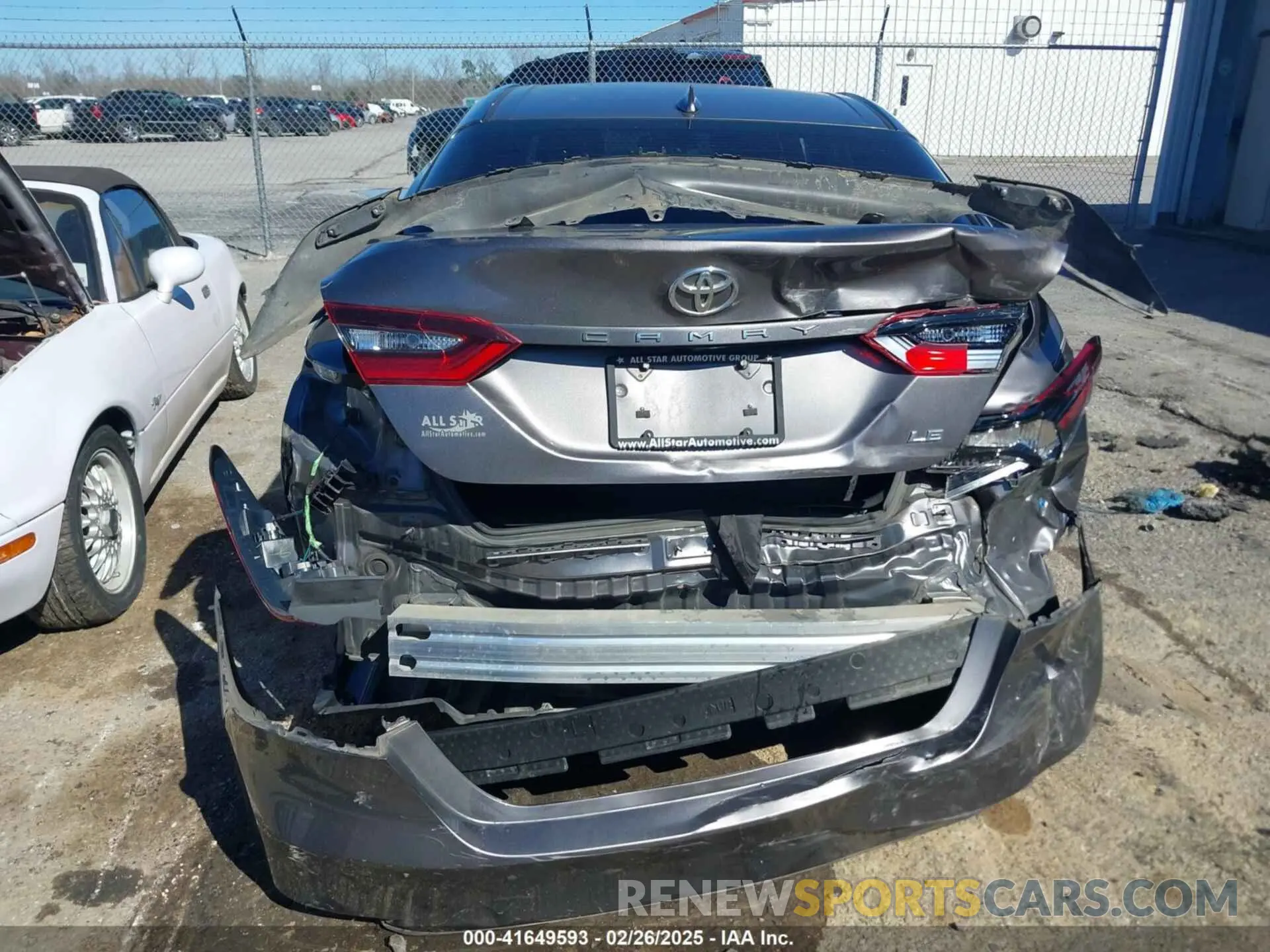 6 Фотография поврежденного автомобиля 4T1C11AK6MU600323 TOYOTA CAMRY 2021