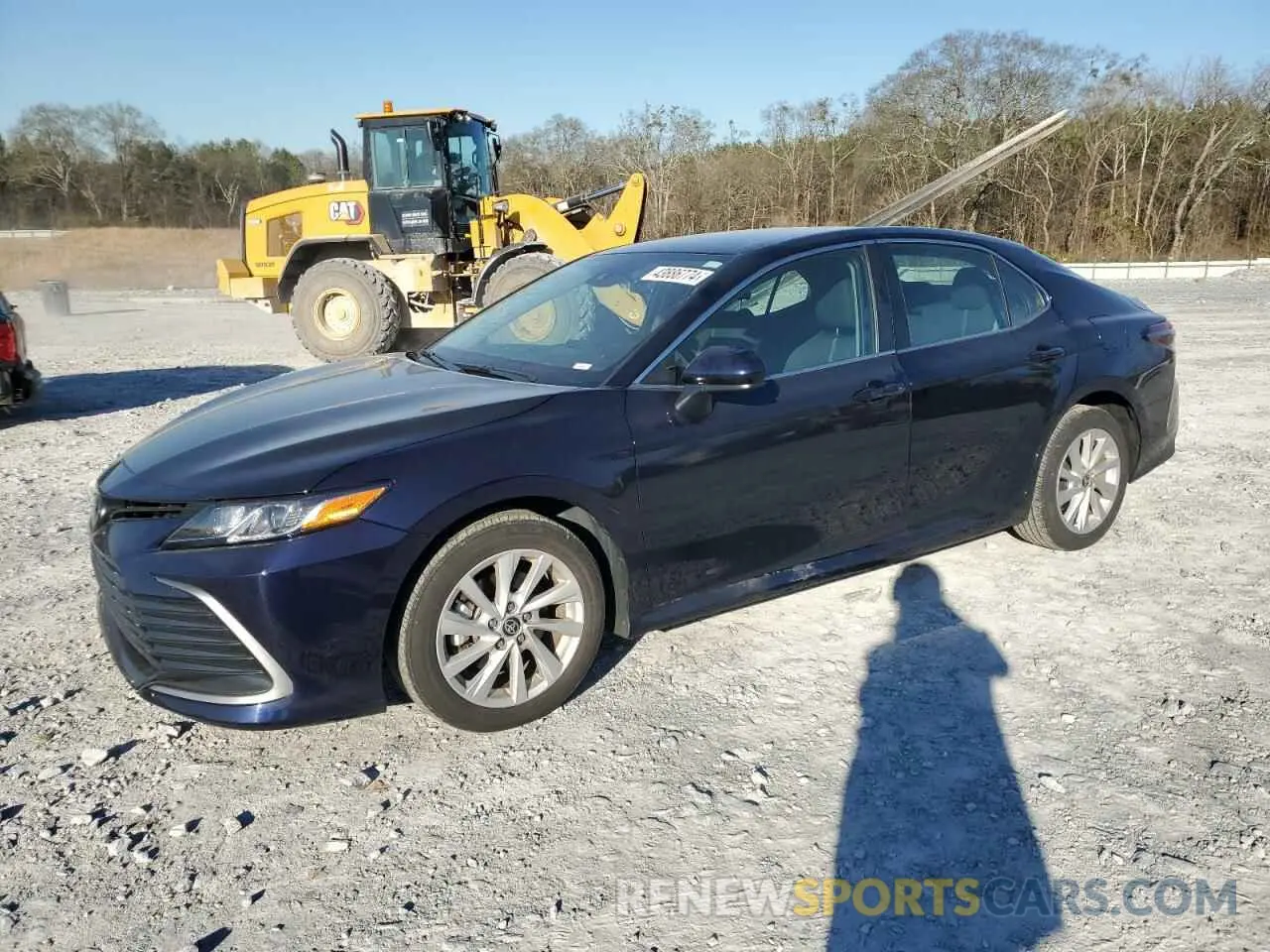 1 Photograph of a damaged car 4T1C11AK6MU608941 TOYOTA CAMRY 2021