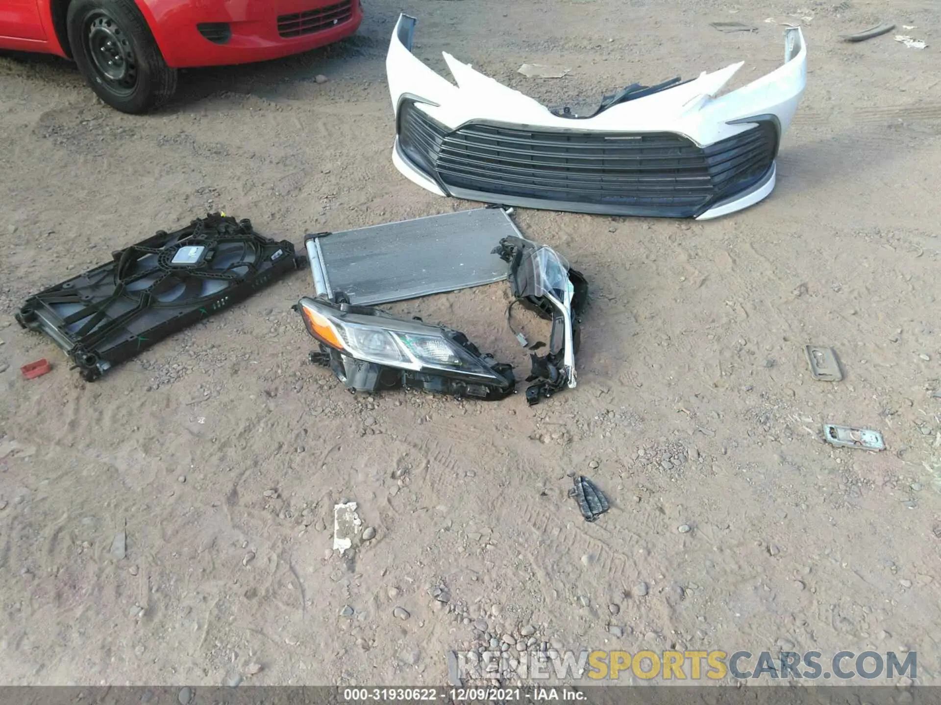 12 Photograph of a damaged car 4T1C11AK7MU447581 TOYOTA CAMRY 2021