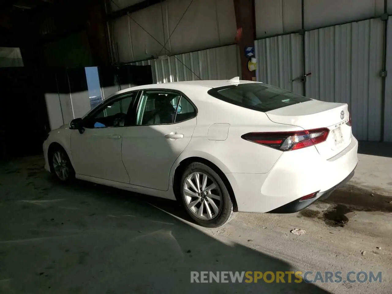 2 Photograph of a damaged car 4T1C11AK7MU465109 TOYOTA CAMRY 2021