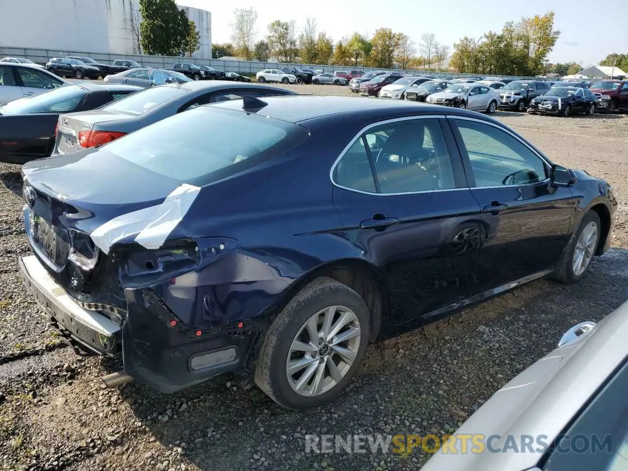 3 Photograph of a damaged car 4T1C11AK7MU475218 TOYOTA CAMRY 2021