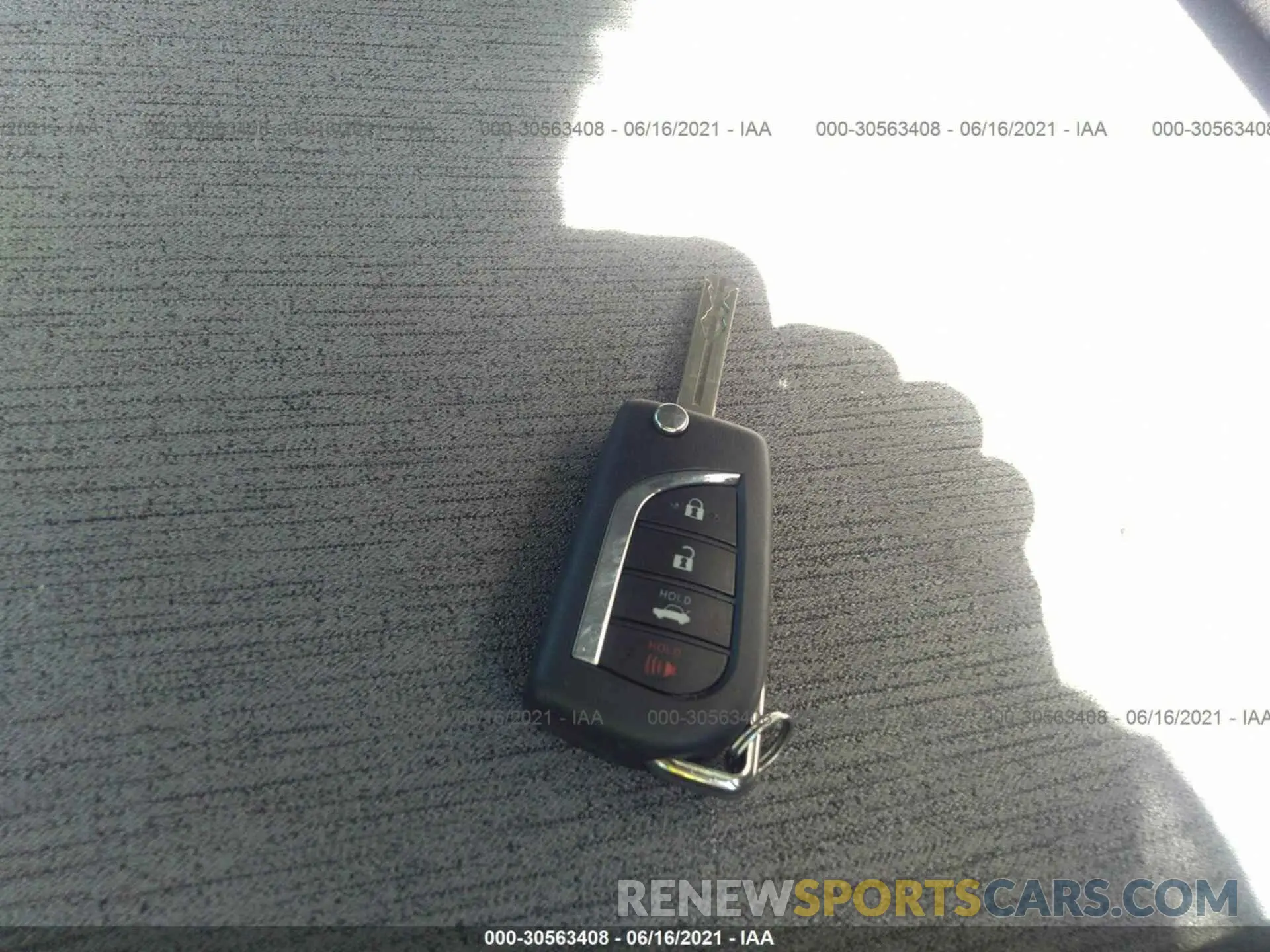 11 Photograph of a damaged car 4T1C11AK7MU542853 TOYOTA CAMRY 2021