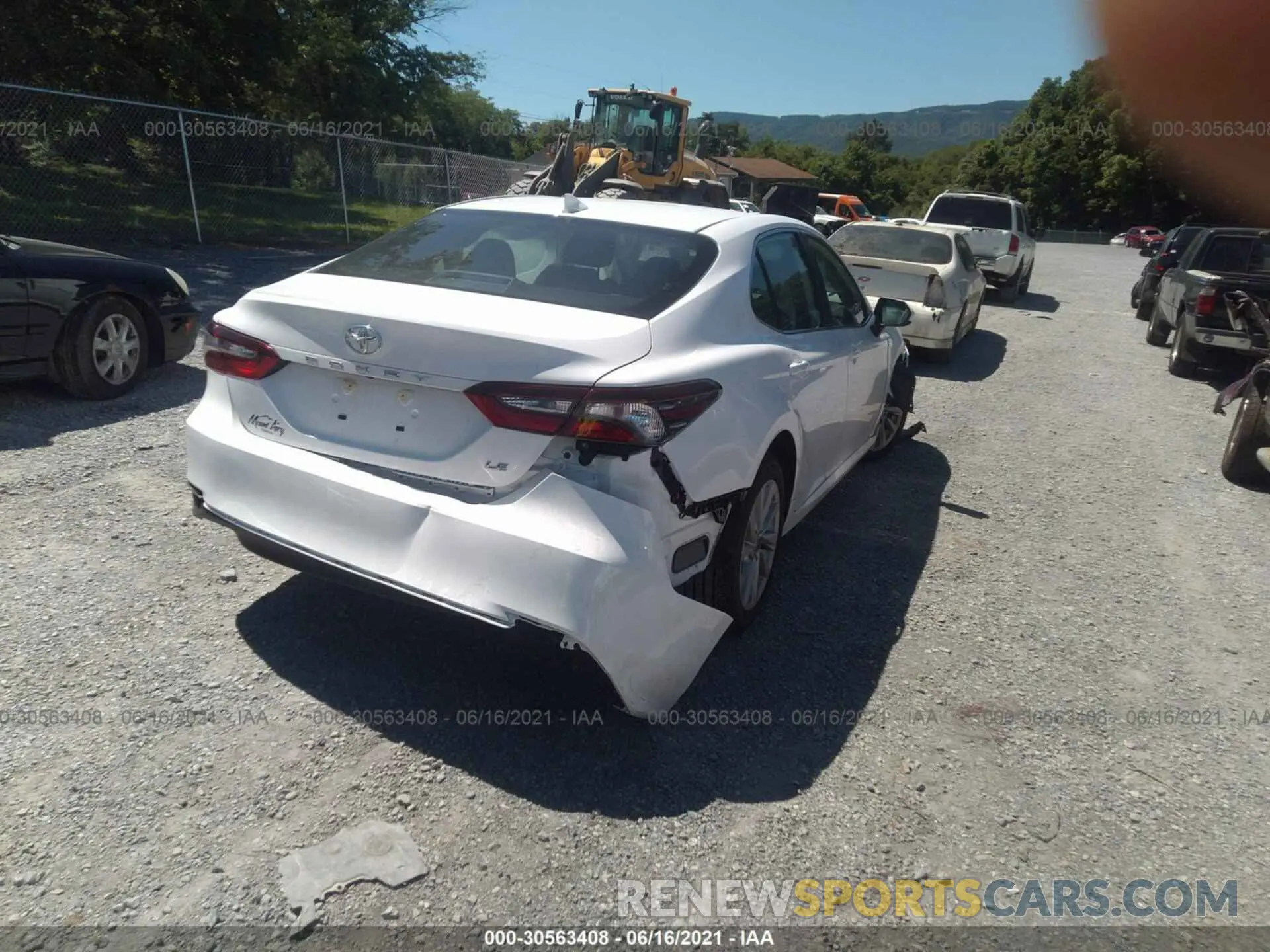 4 Photograph of a damaged car 4T1C11AK7MU542853 TOYOTA CAMRY 2021