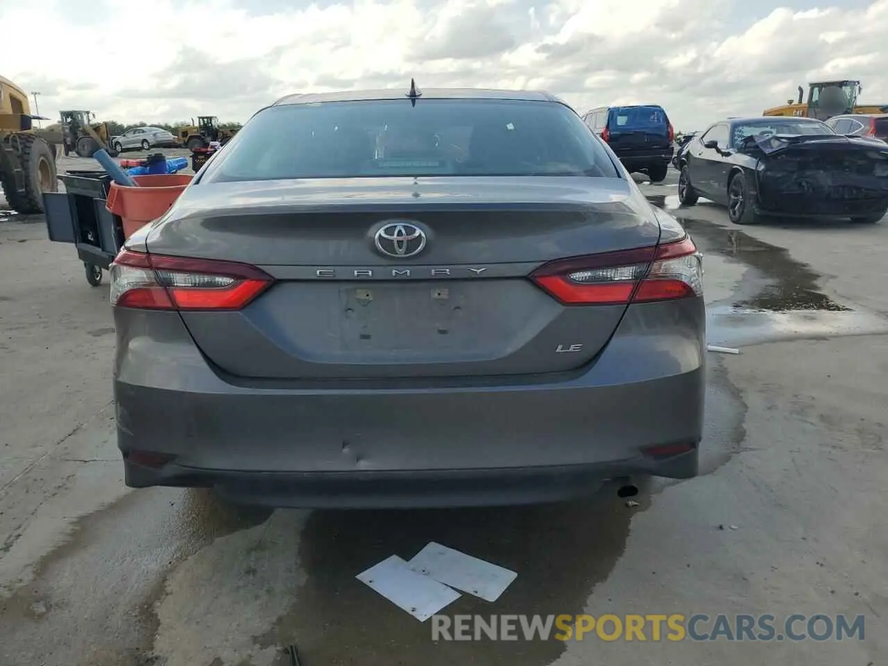 6 Фотография поврежденного автомобиля 4T1C11AK7MU576176 TOYOTA CAMRY 2021