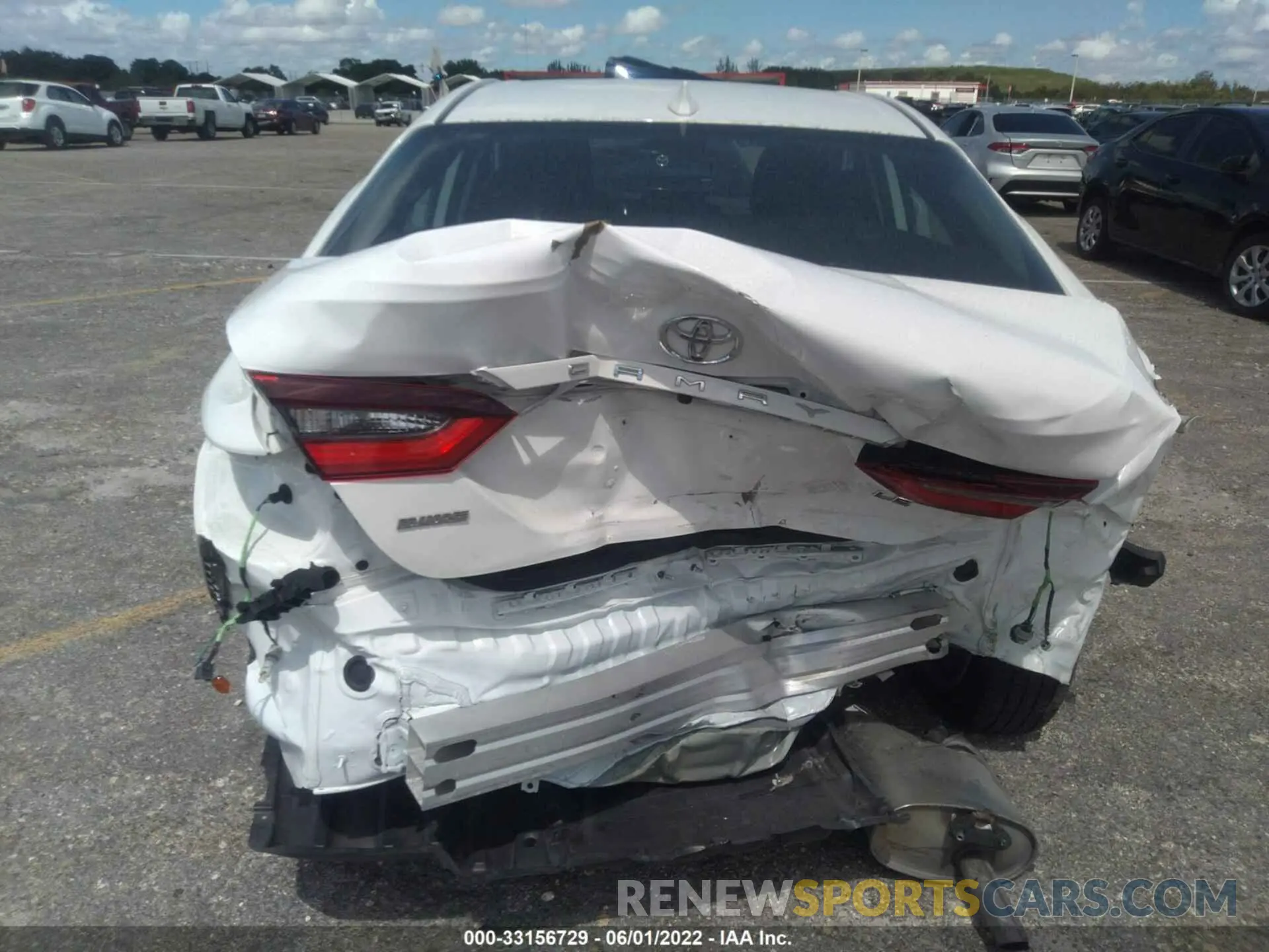 6 Photograph of a damaged car 4T1C11AK7MU579577 TOYOTA CAMRY 2021