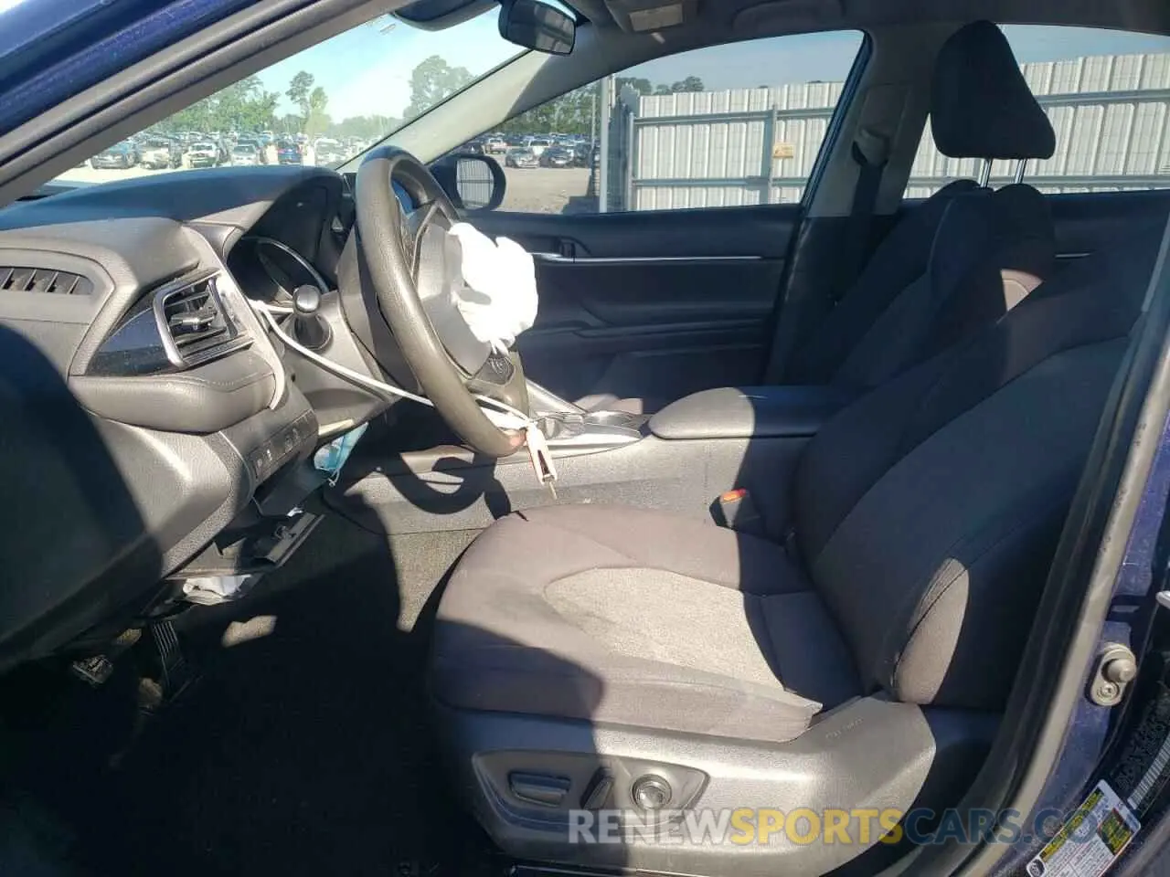 7 Photograph of a damaged car 4T1C11AK7MU589672 TOYOTA CAMRY 2021