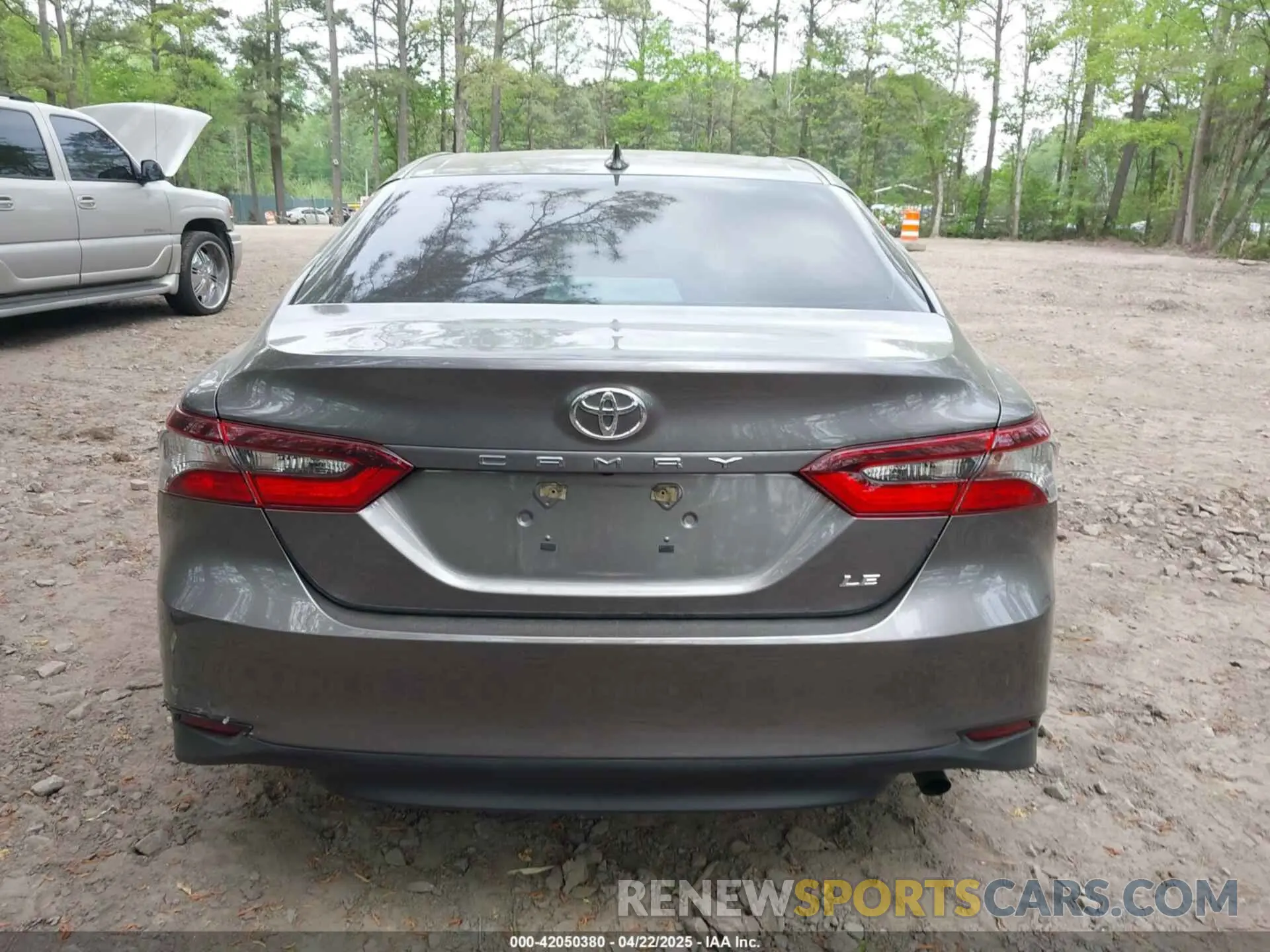 16 Photograph of a damaged car 4T1C11AK7MU616529 TOYOTA CAMRY 2021