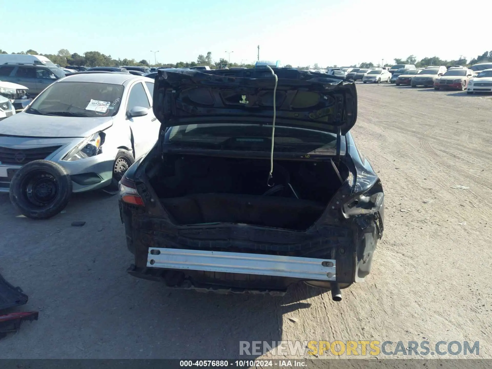 17 Photograph of a damaged car 4T1C11AK8MU461005 TOYOTA CAMRY 2021