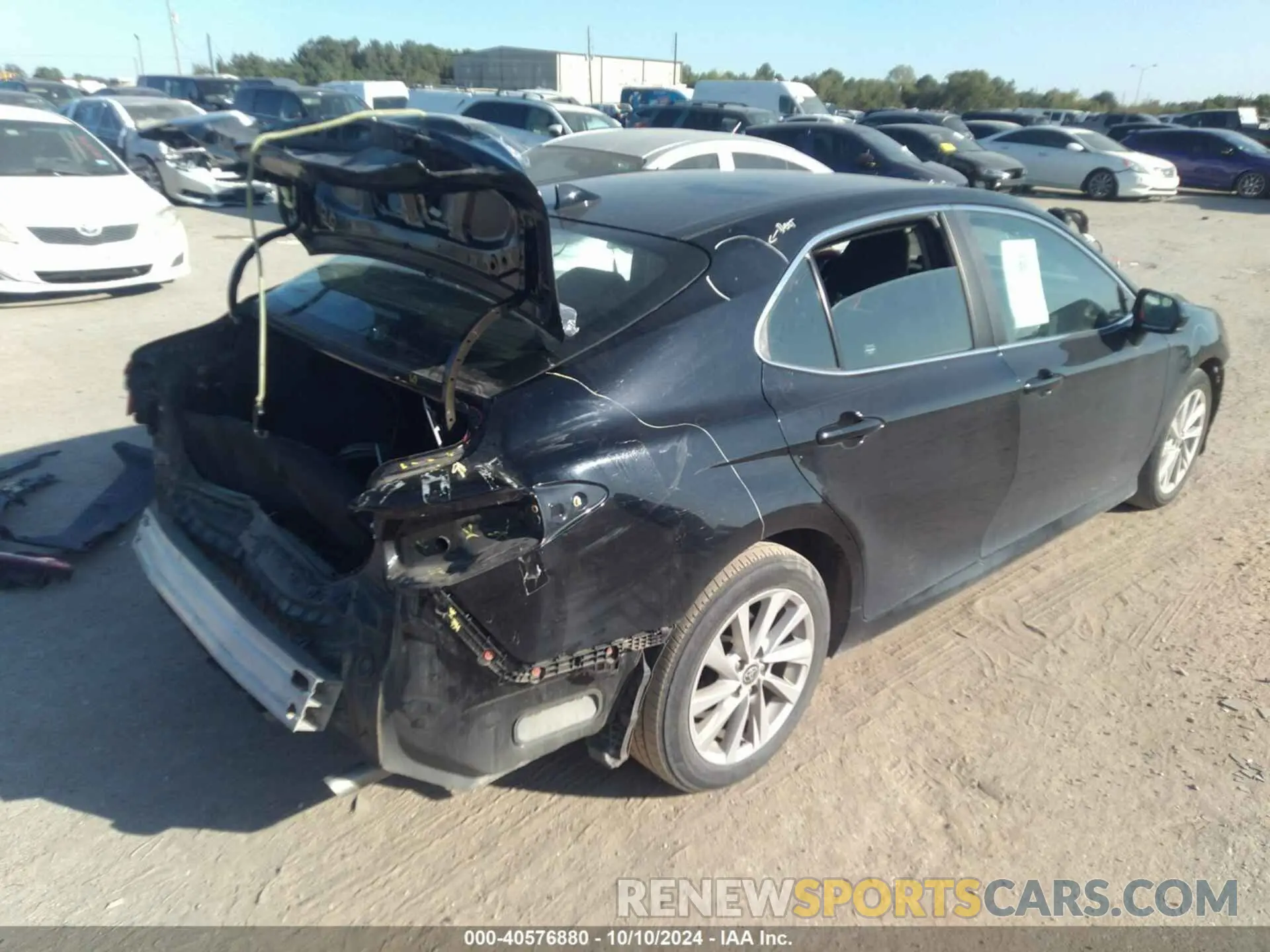 4 Photograph of a damaged car 4T1C11AK8MU461005 TOYOTA CAMRY 2021