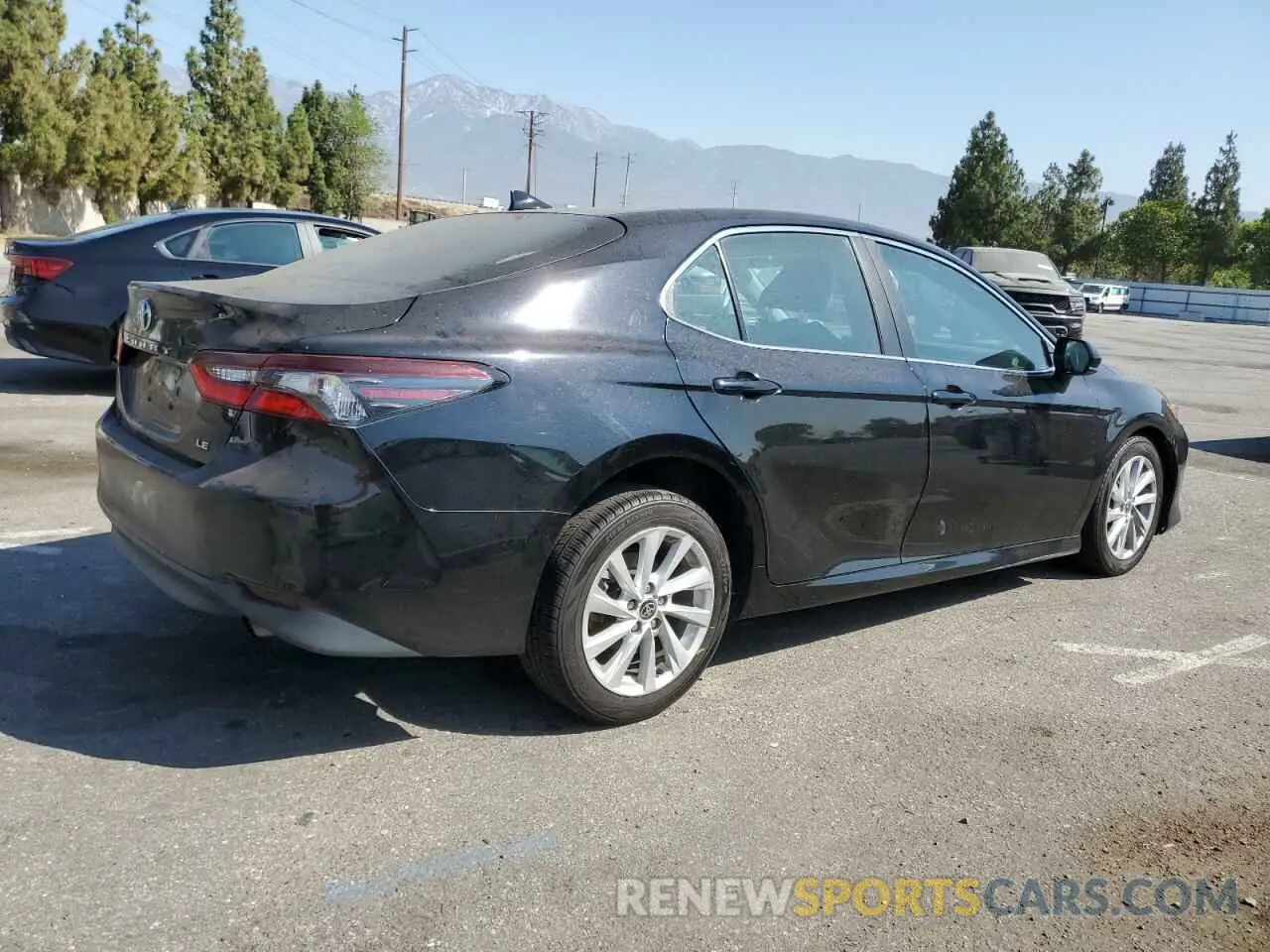 3 Фотография поврежденного автомобиля 4T1C11AK8MU536415 TOYOTA CAMRY 2021