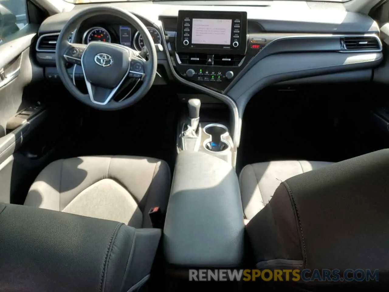8 Фотография поврежденного автомобиля 4T1C11AK8MU536415 TOYOTA CAMRY 2021