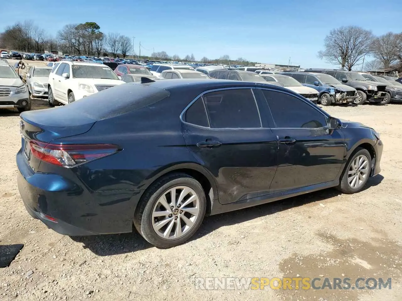 3 Photograph of a damaged car 4T1C11AK8MU615650 TOYOTA CAMRY 2021