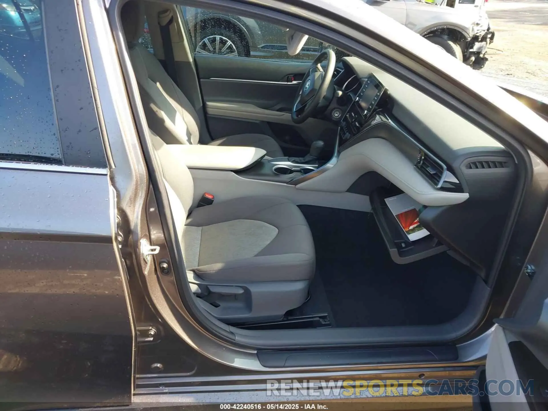 5 Фотография поврежденного автомобиля 4T1C11AK9MU467427 TOYOTA CAMRY 2021