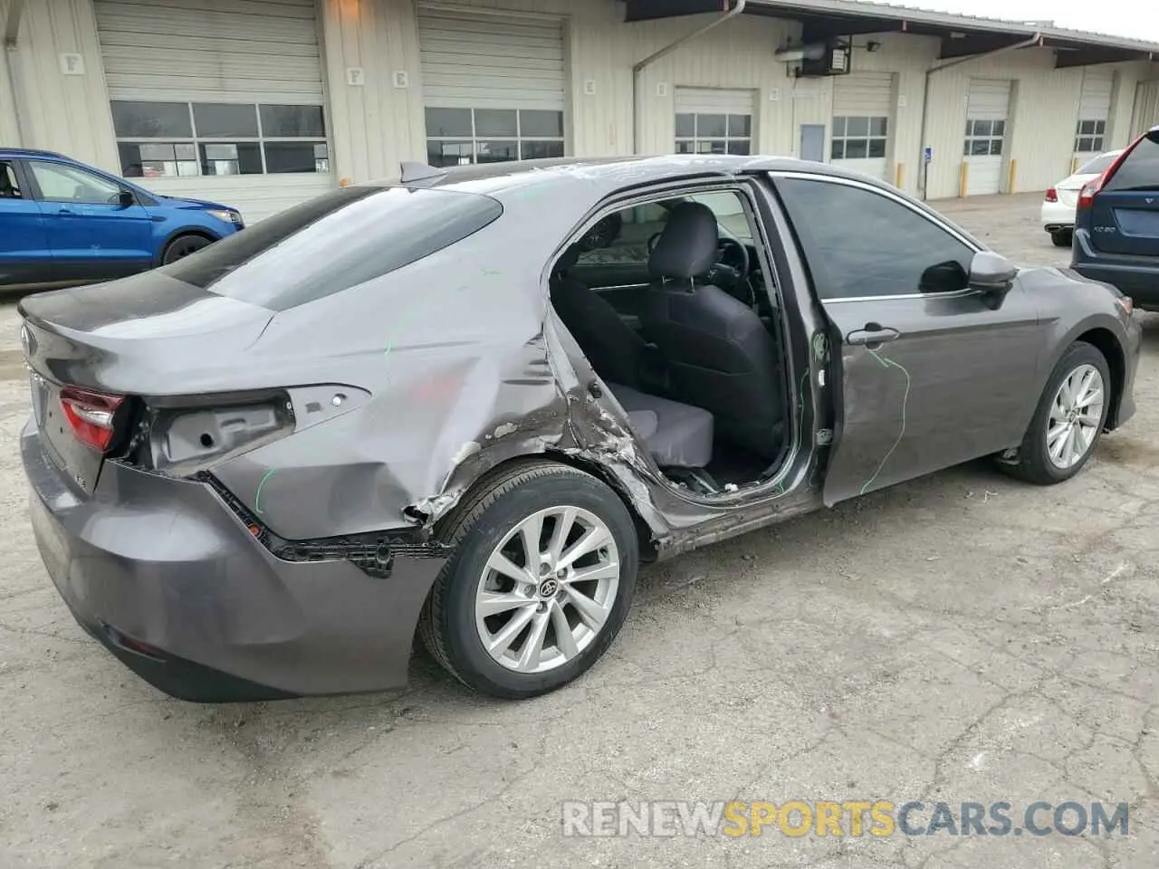 3 Photograph of a damaged car 4T1C11AK9MU524385 TOYOTA CAMRY 2021