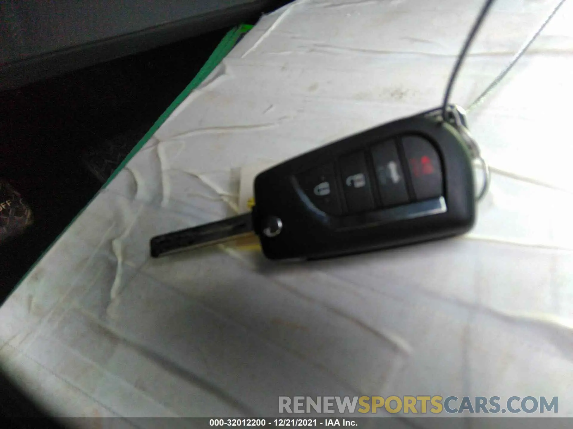 11 Photograph of a damaged car 4T1C11AK9MU567169 TOYOTA CAMRY 2021