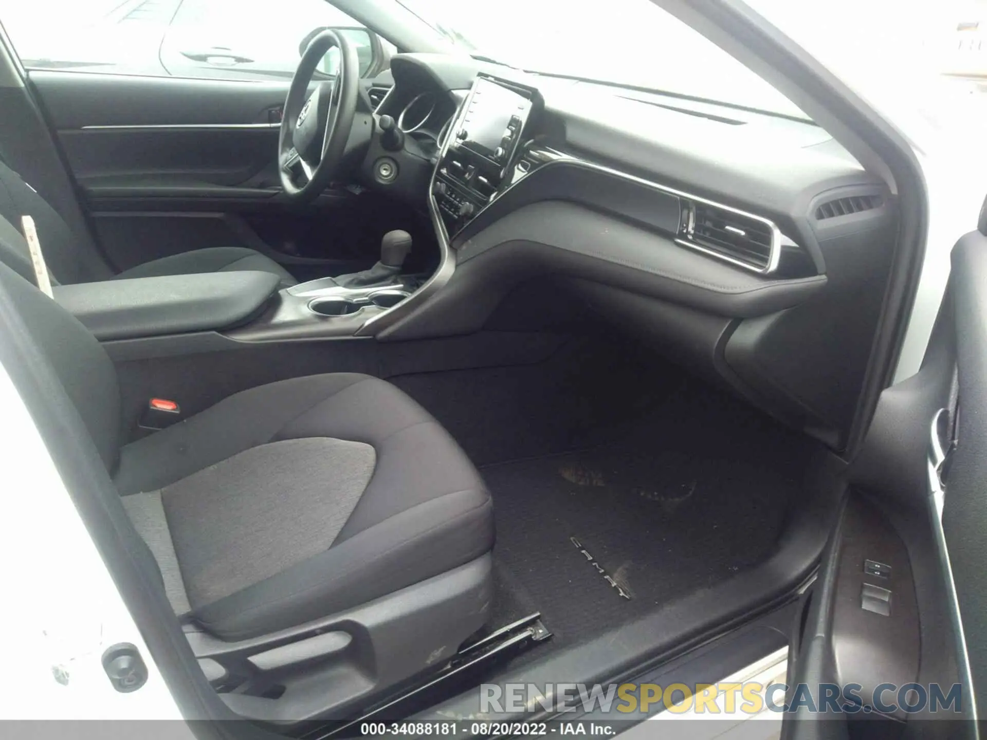 5 Фотография поврежденного автомобиля 4T1C11AK9MU592329 TOYOTA CAMRY 2021