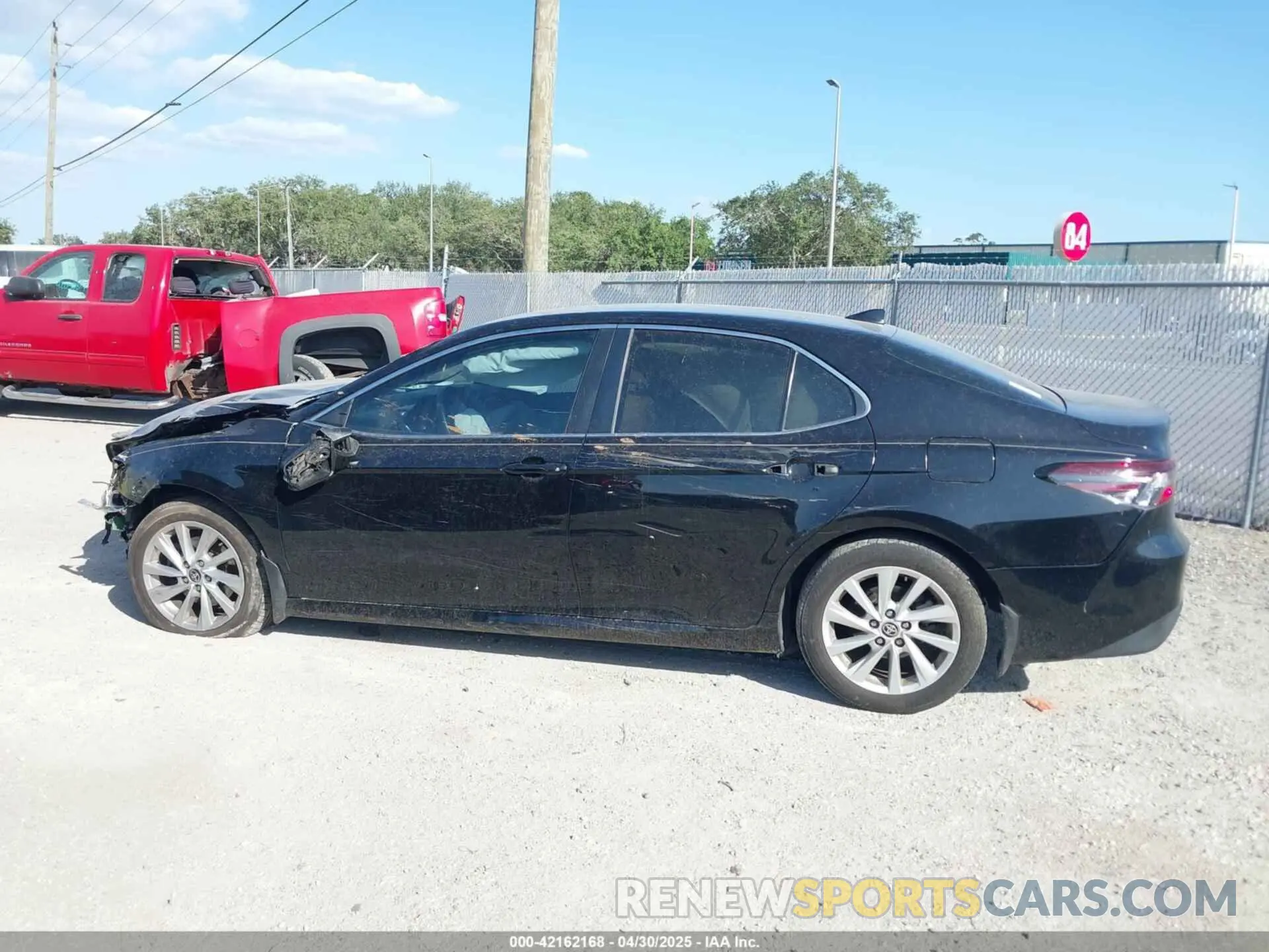 15 Photograph of a damaged car 4T1C11AKXMU408676 TOYOTA CAMRY 2021