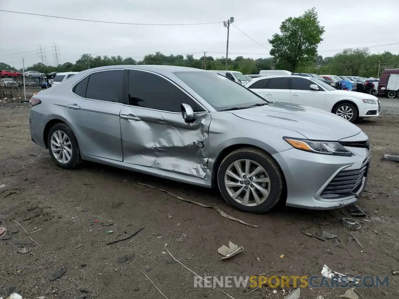 4 Фотография поврежденного автомобиля 4T1C11AKXMU586927 TOYOTA CAMRY 2021