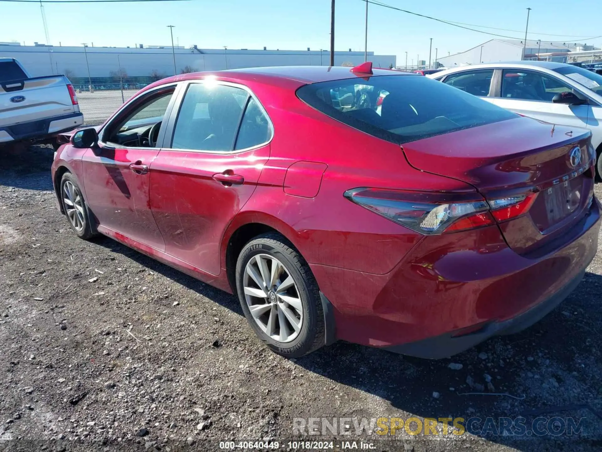 3 Photograph of a damaged car 4T1C11BK0MU020953 TOYOTA CAMRY 2021