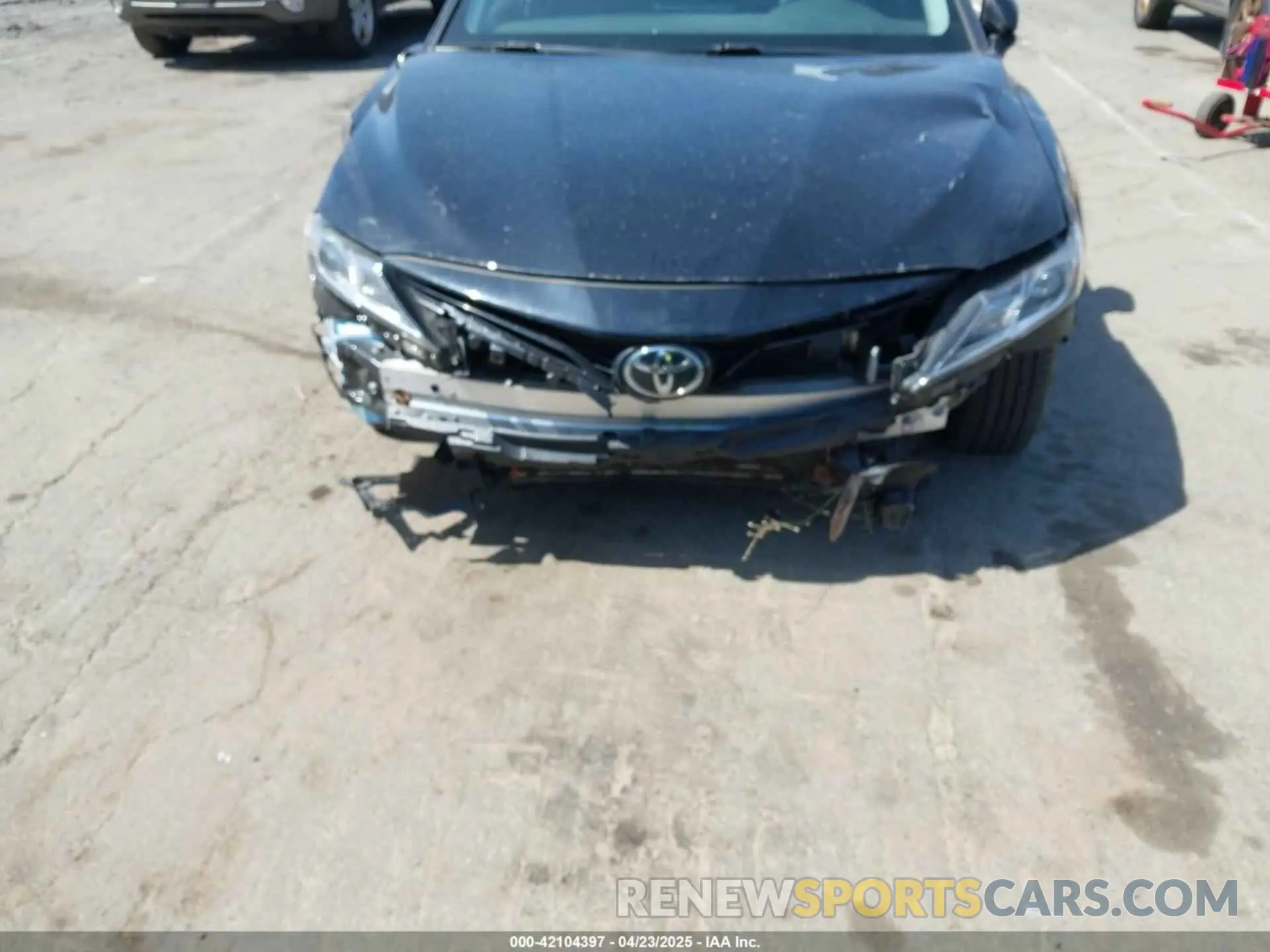 6 Photograph of a damaged car 4T1C11BK7MU030847 TOYOTA CAMRY 2021