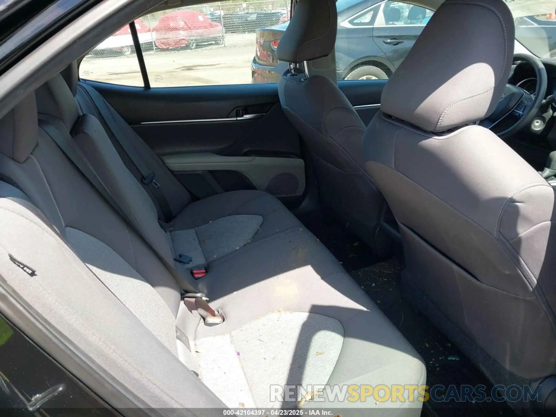 8 Photograph of a damaged car 4T1C11BK7MU030847 TOYOTA CAMRY 2021