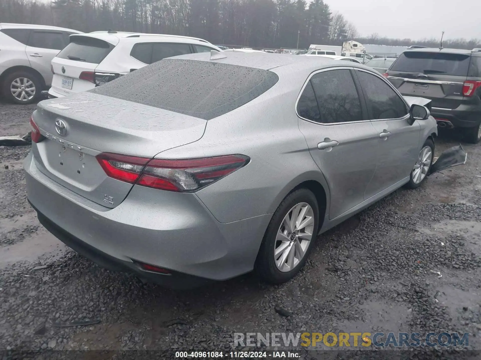 4 Фотография поврежденного автомобиля 4T1C11BK8MU037757 TOYOTA CAMRY 2021