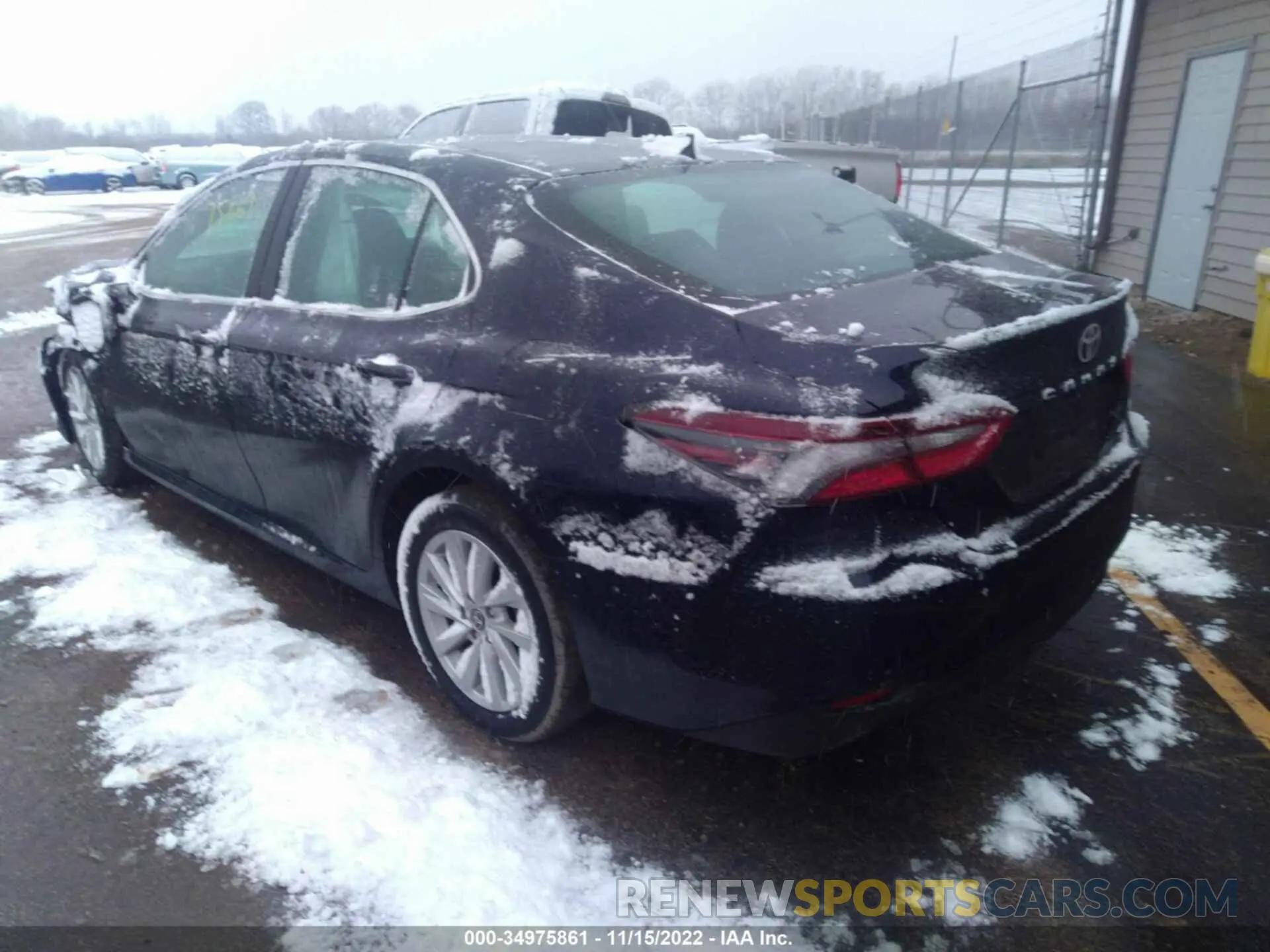 3 Фотография поврежденного автомобиля 4T1C11BKXMU029109 TOYOTA CAMRY 2021