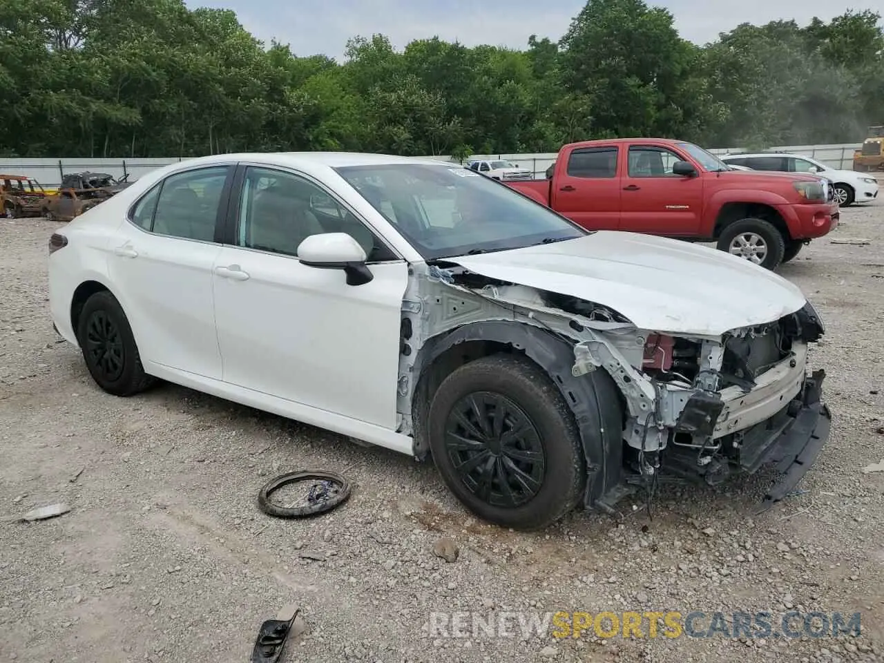4 Photograph of a damaged car 4T1C31AK0MU554093 TOYOTA CAMRY 2021