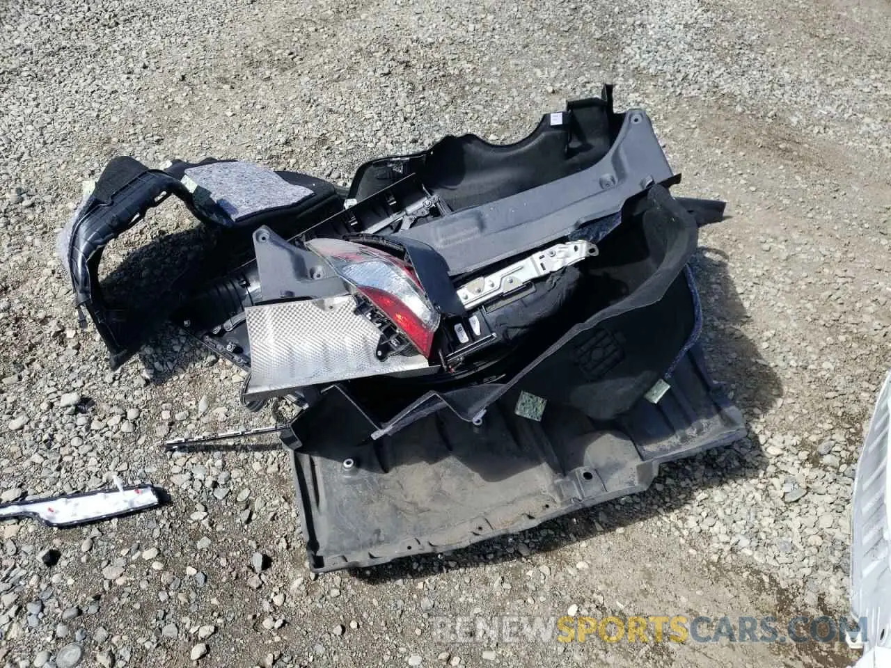 12 Photograph of a damaged car 4T1C31AK0MU563909 TOYOTA CAMRY 2021