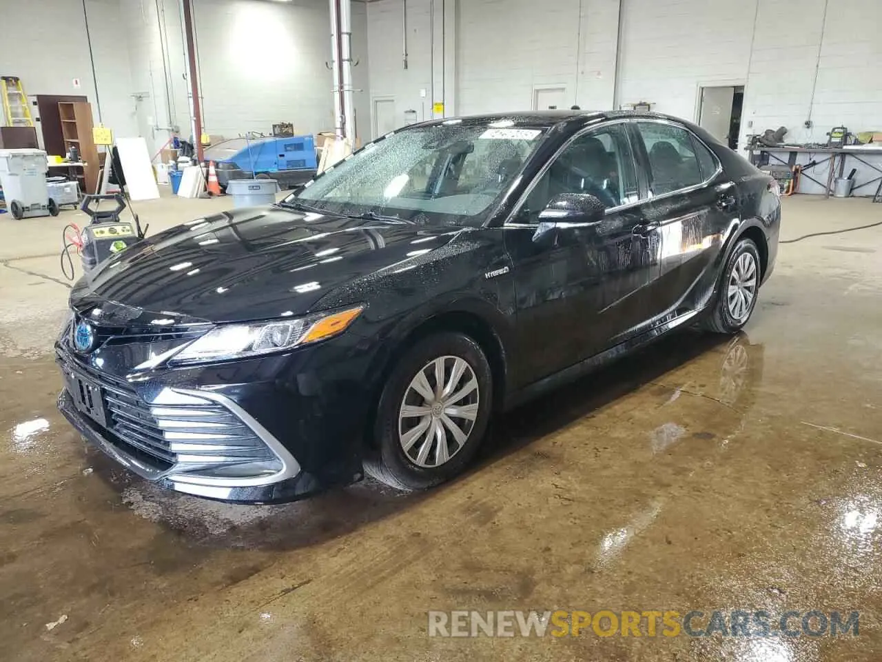 1 Фотография поврежденного автомобиля 4T1C31AK0MU564512 TOYOTA CAMRY 2021