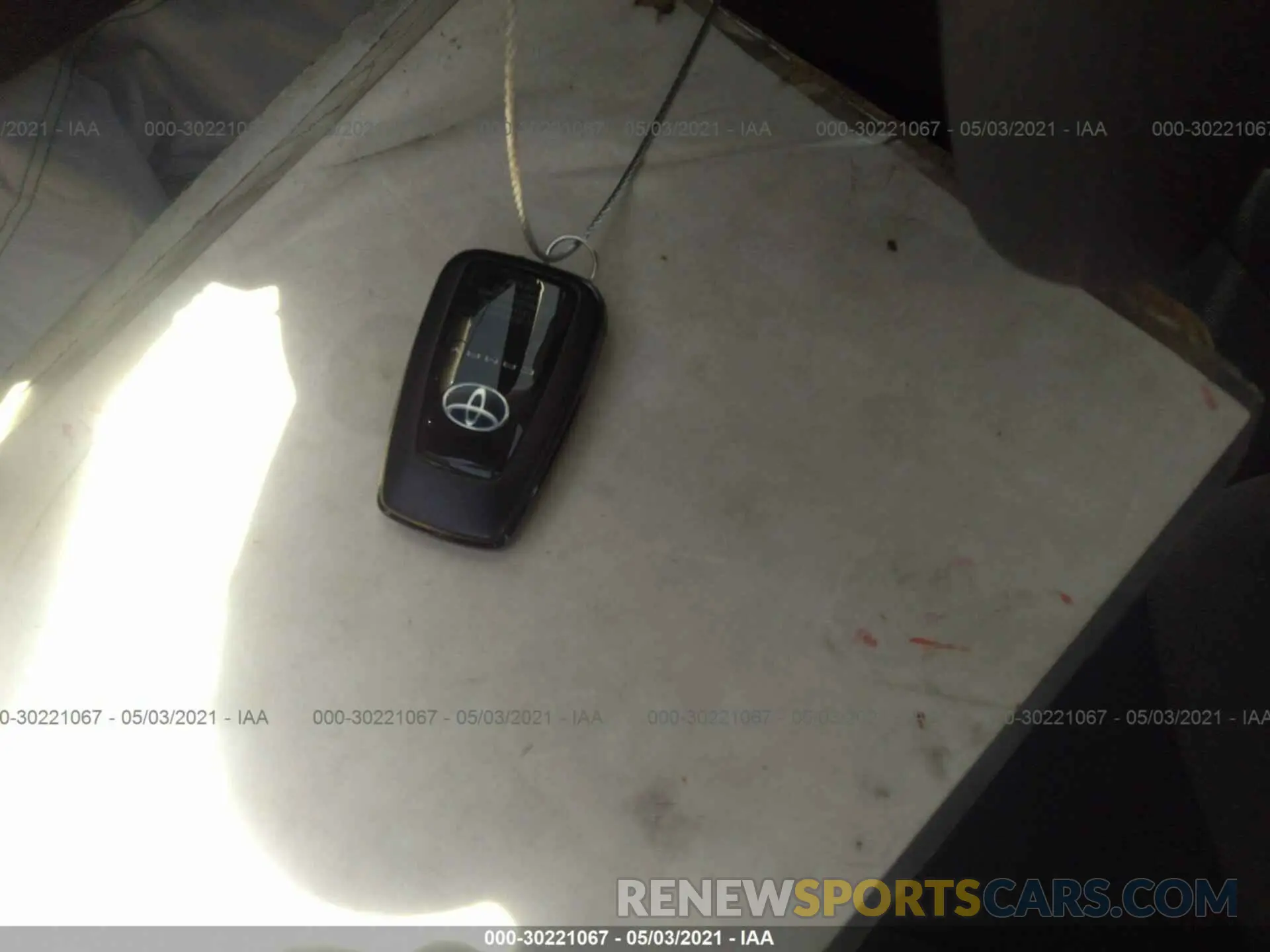 11 Photograph of a damaged car 4T1C31AK1MU553390 TOYOTA CAMRY 2021