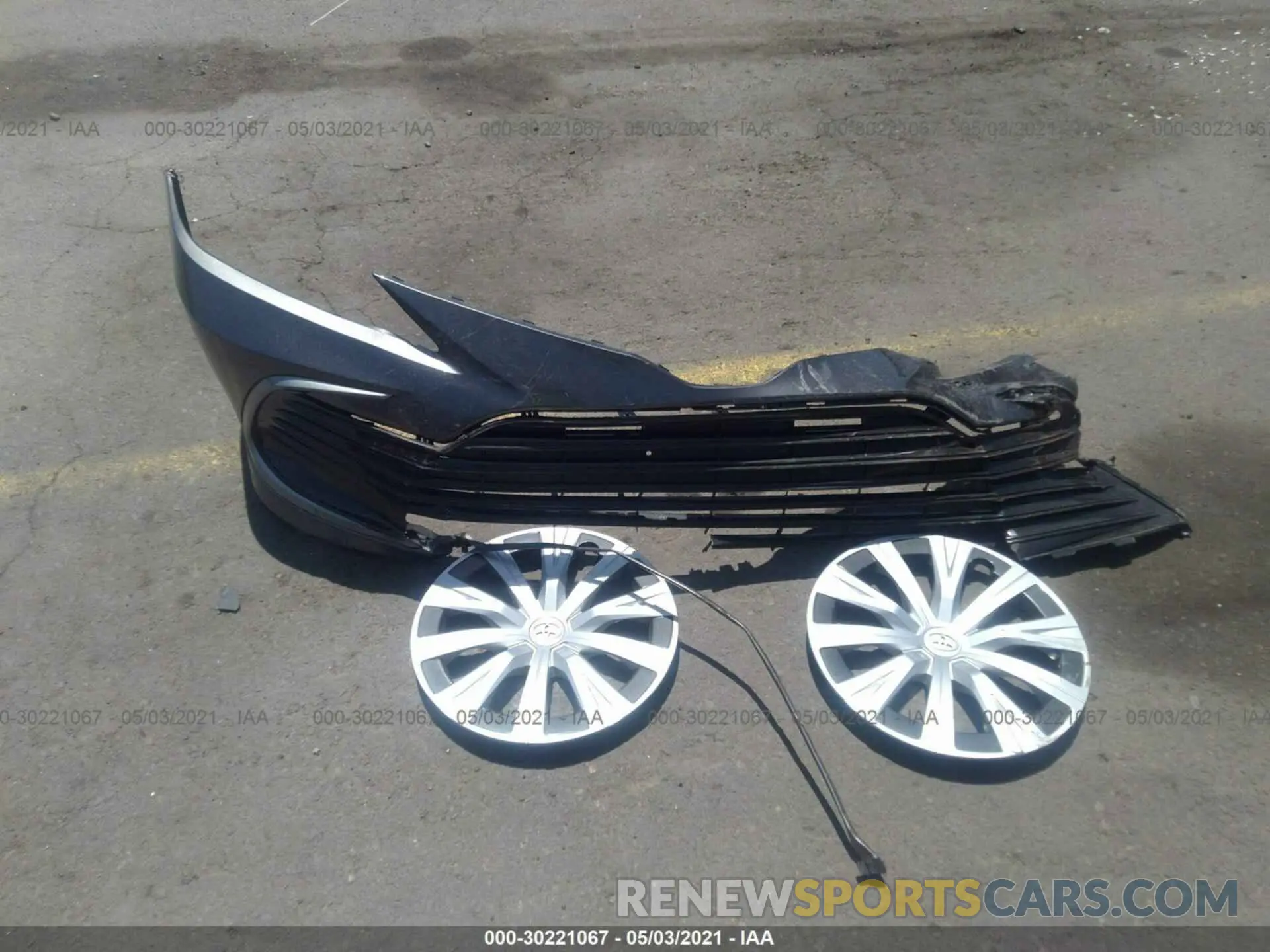 12 Photograph of a damaged car 4T1C31AK1MU553390 TOYOTA CAMRY 2021