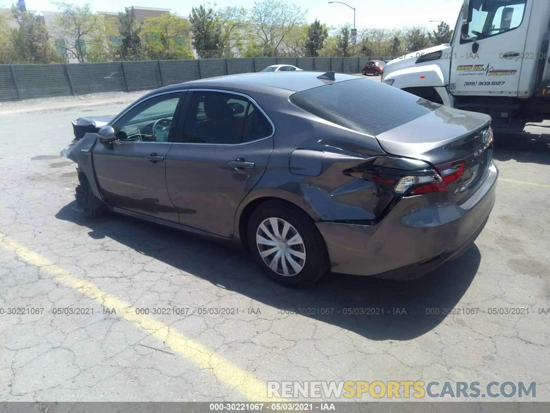 3 Photograph of a damaged car 4T1C31AK1MU553390 TOYOTA CAMRY 2021