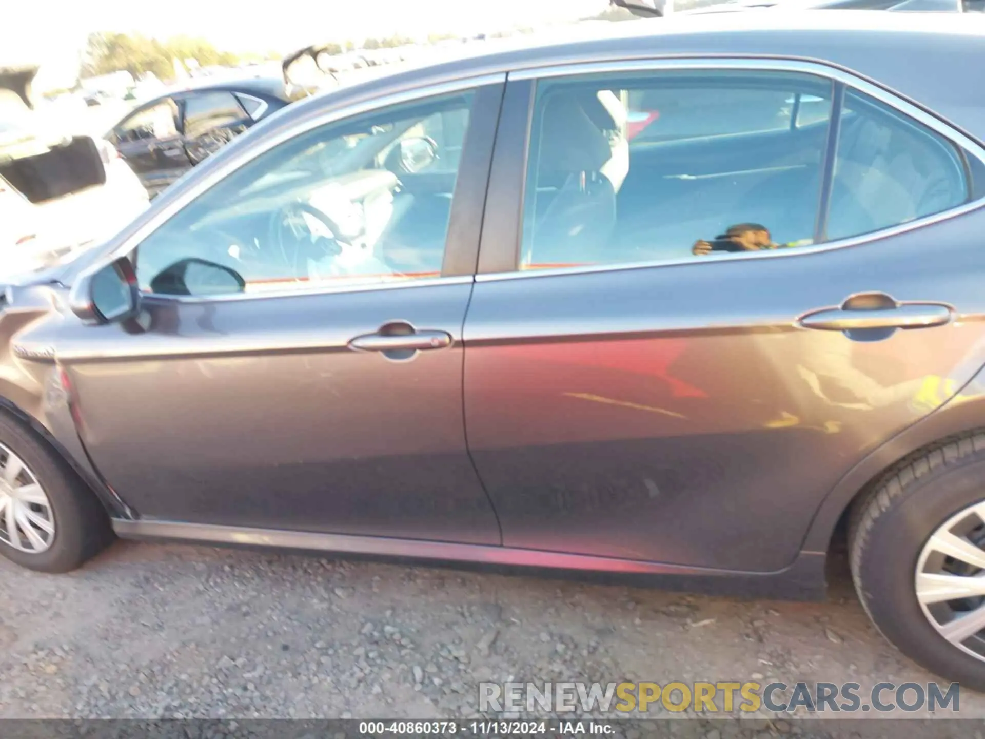 14 Photograph of a damaged car 4T1C31AK1MU555589 TOYOTA CAMRY 2021