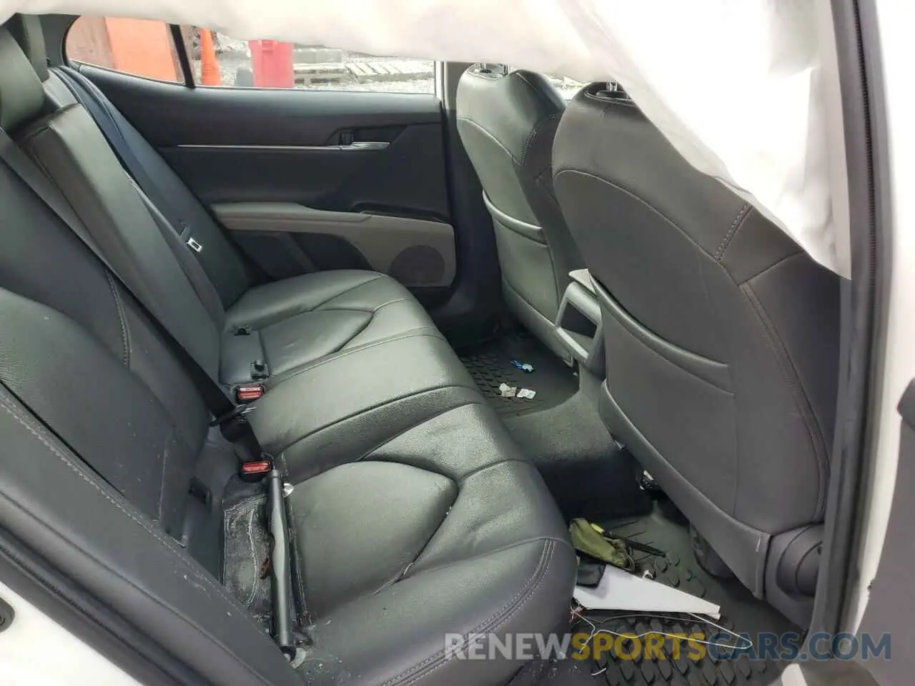 10 Photograph of a damaged car 4T1C31AK1MU559190 TOYOTA CAMRY 2021