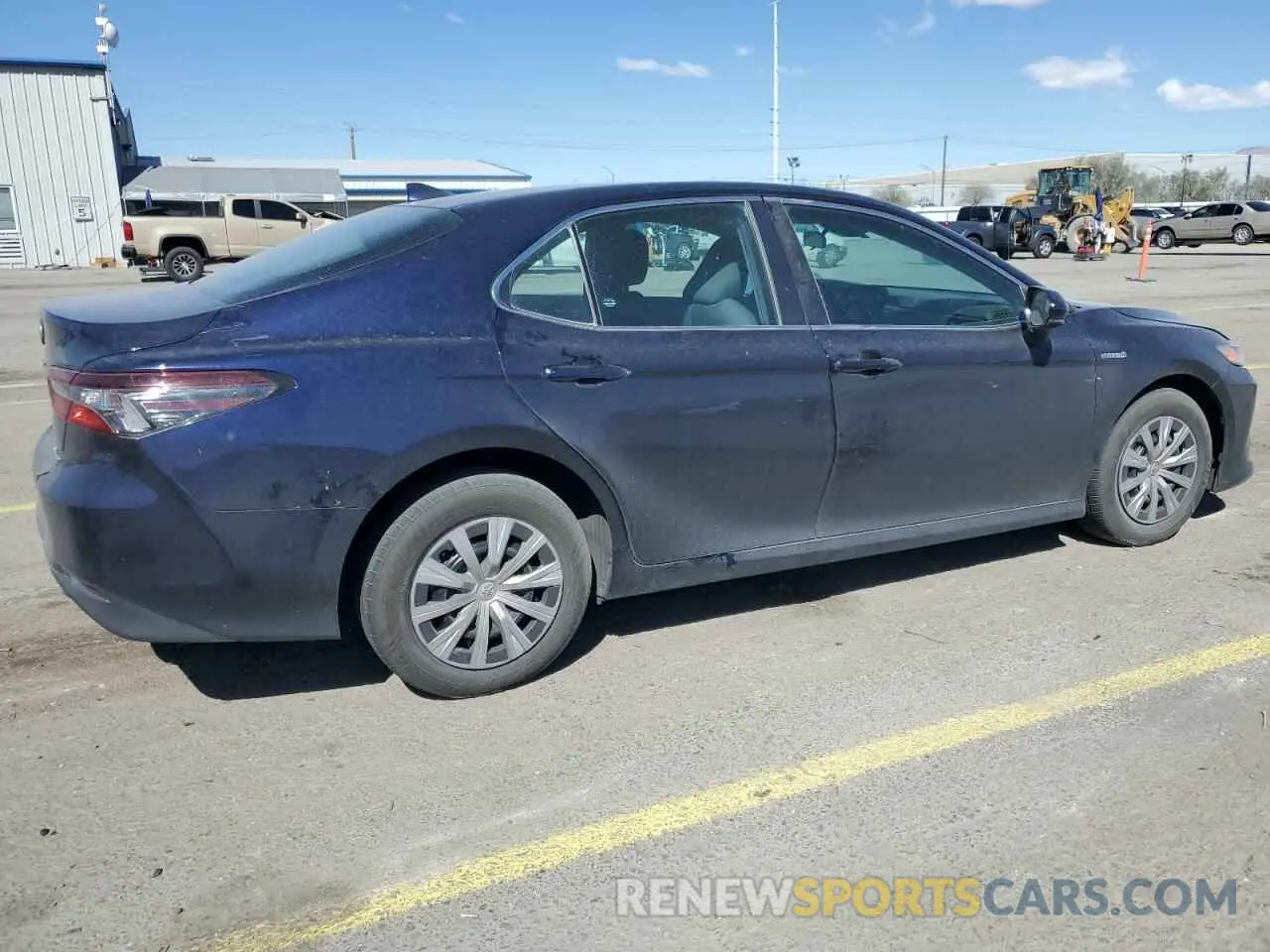 3 Photograph of a damaged car 4T1C31AK1MU559304 TOYOTA CAMRY 2021