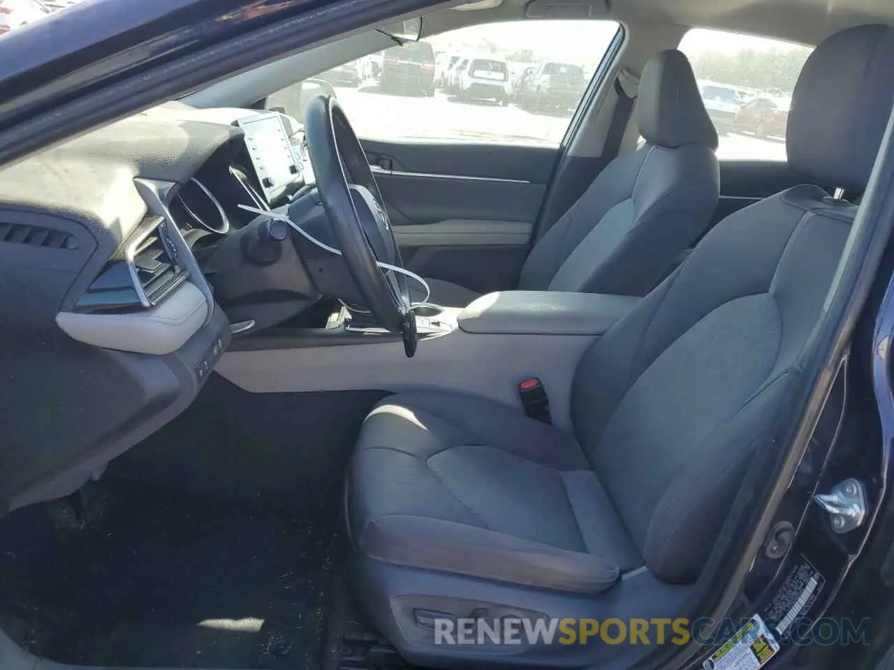 7 Photograph of a damaged car 4T1C31AK1MU559304 TOYOTA CAMRY 2021